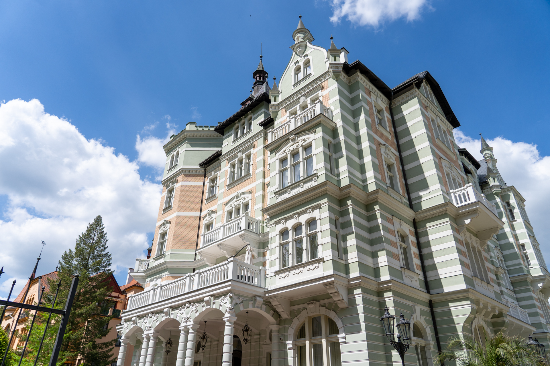 ドクターがいるのでしっかりしたメディカルプログラムを組んでもらえます