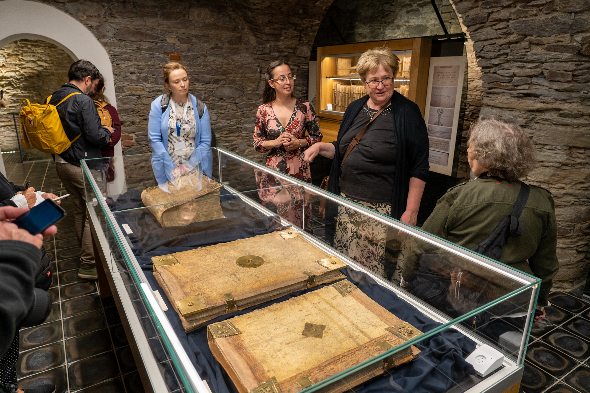 図書館の1番の宝はプトレマイオスの「コスモグラフィア」（地球画）とのこと。15世紀に活版印刷術を用いて印刷されたインキュナブラです