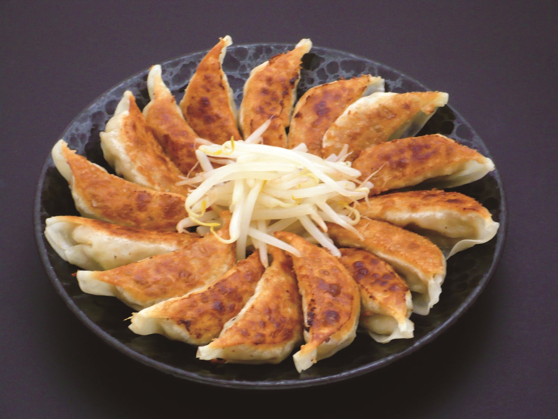 城下町プロジェクト「夏の餃三昧！」を開催