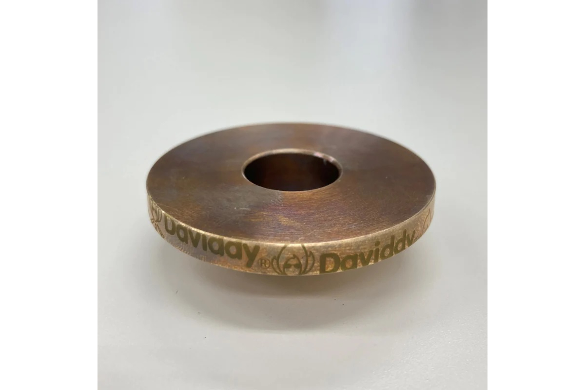 アマニ油をもとにした仕上げ油を使用