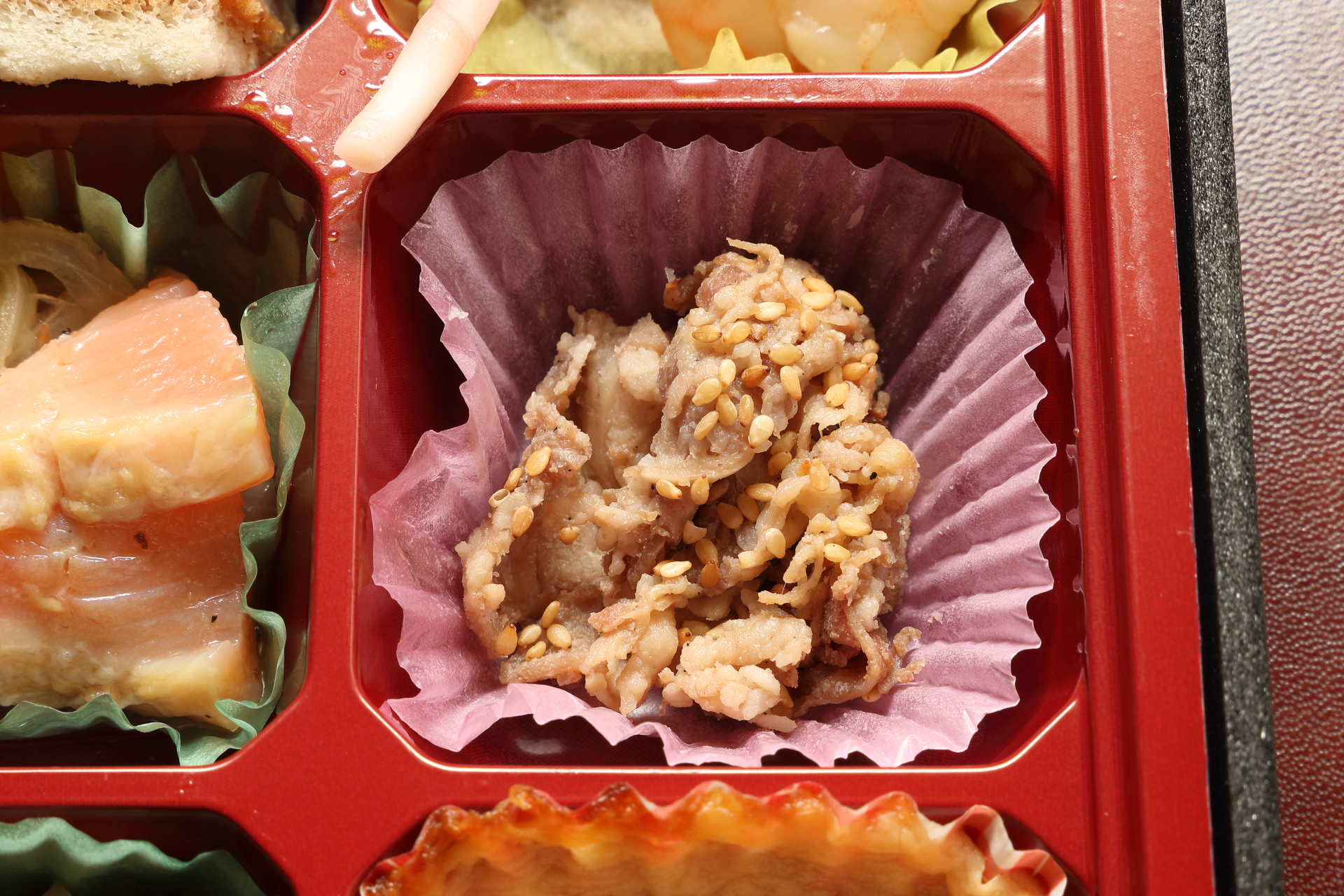 牛肉炭火焼き白ワイン仕立て