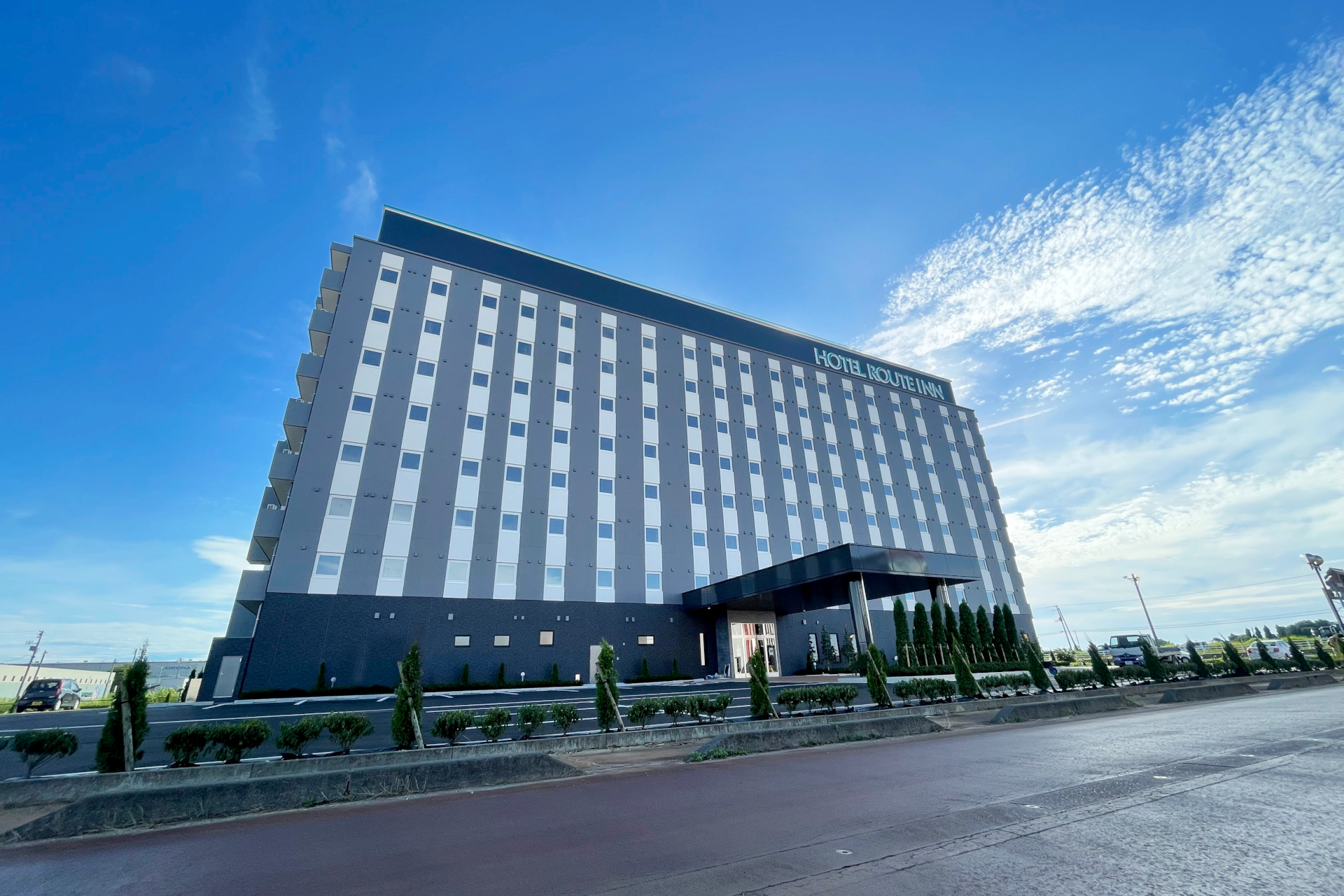 「ホテルルートイン見附 -中之島見附インター-」が8月7日に開業した