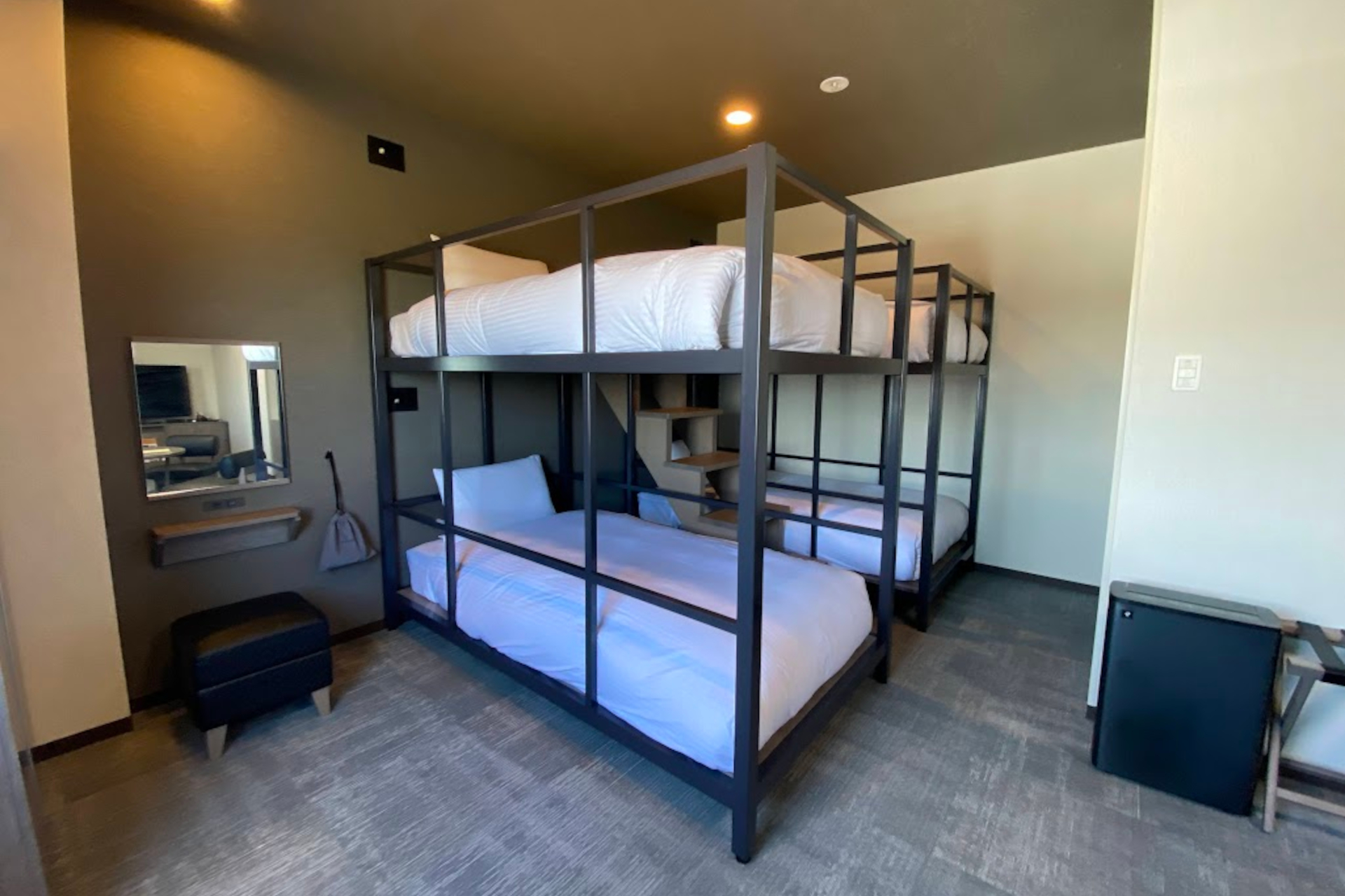 ファミリールームには2段ベッドが備わる