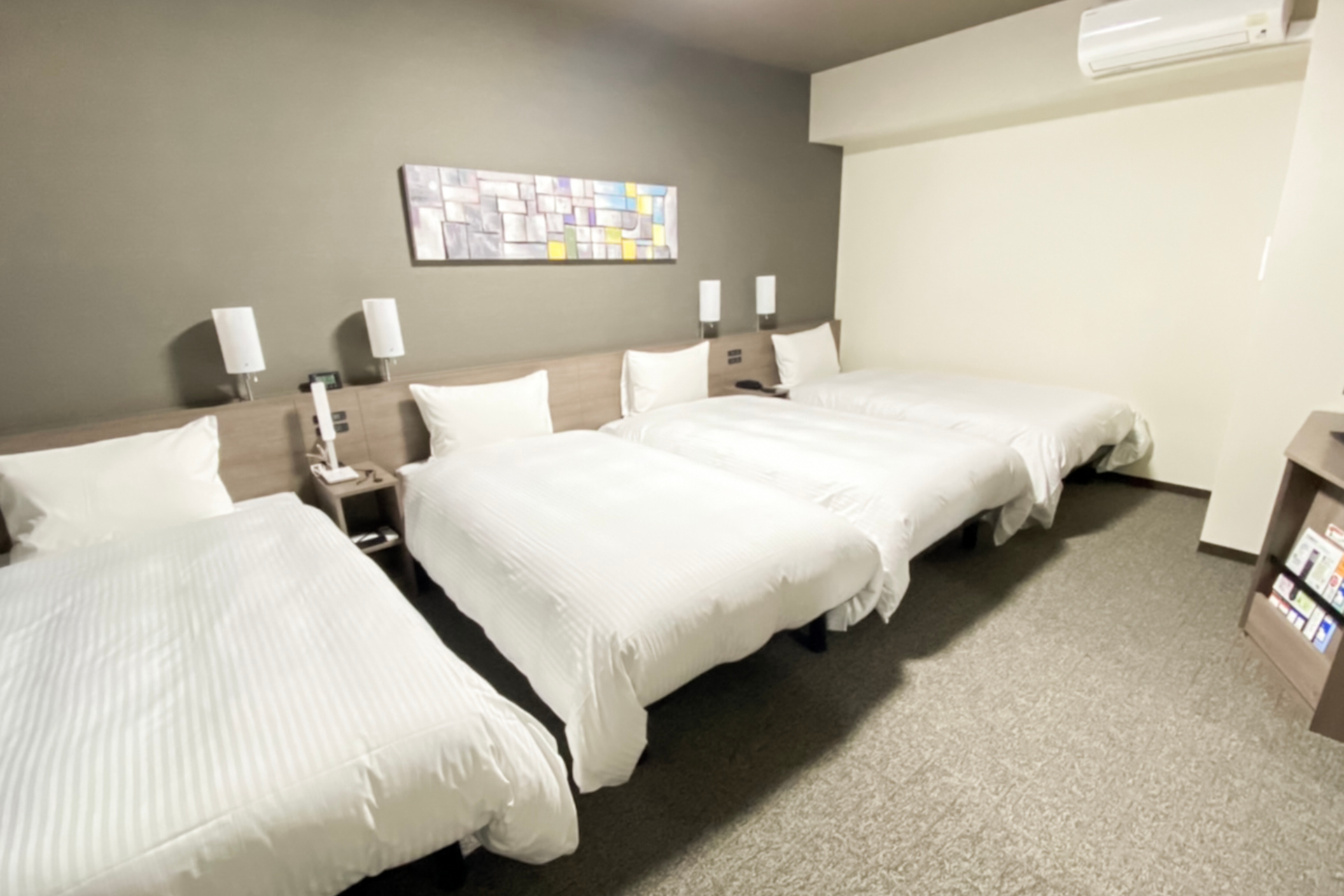 各コンフォートルームの寝具に西川「AiR」導入