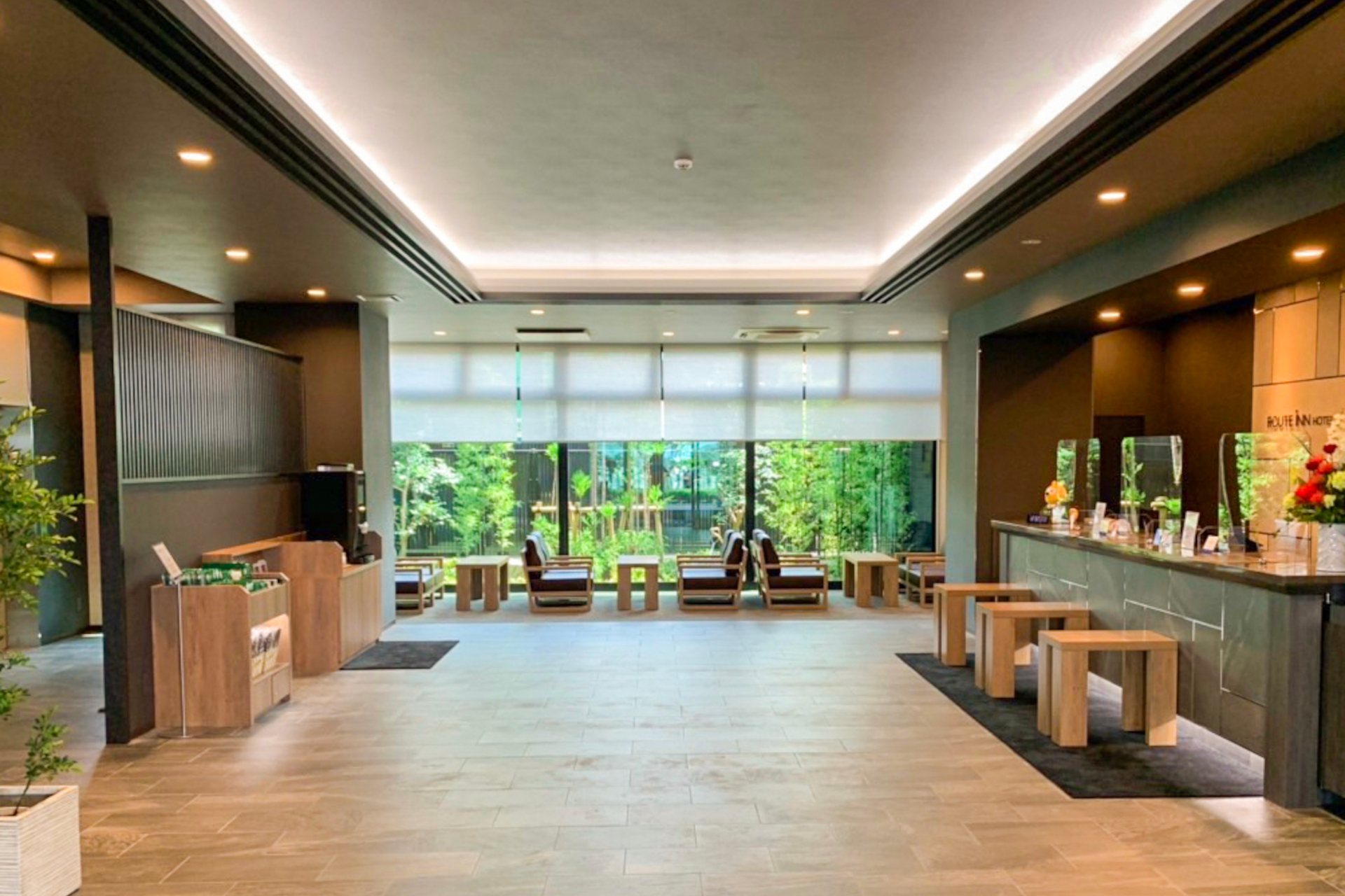 フロントロビー