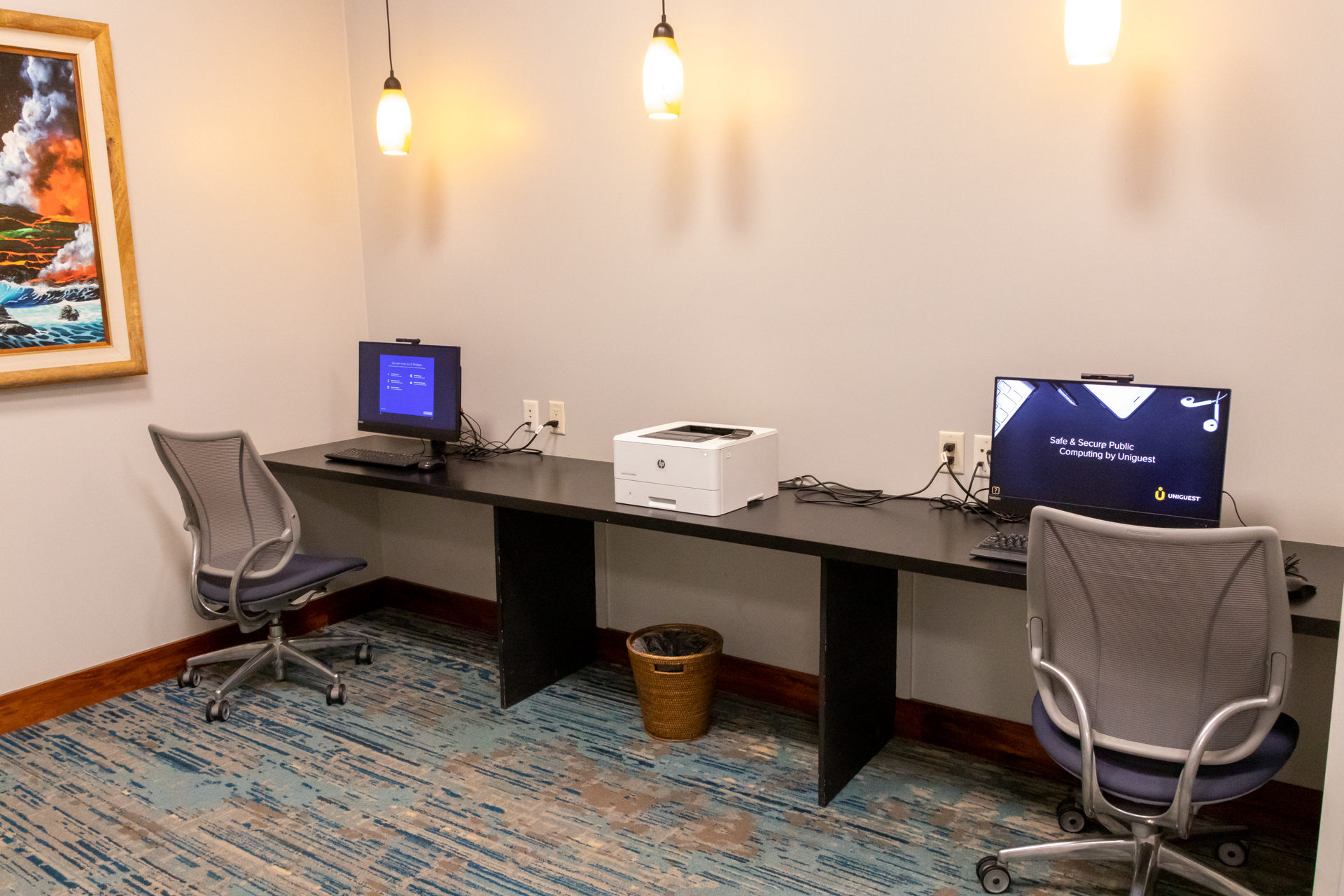 筆者はホテルのPCとプリンターが設置されたビジネスセンターを利用