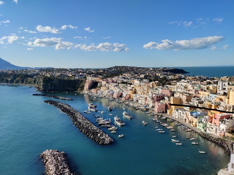 イタリア政府観光局は初秋の観光情報を紹介している