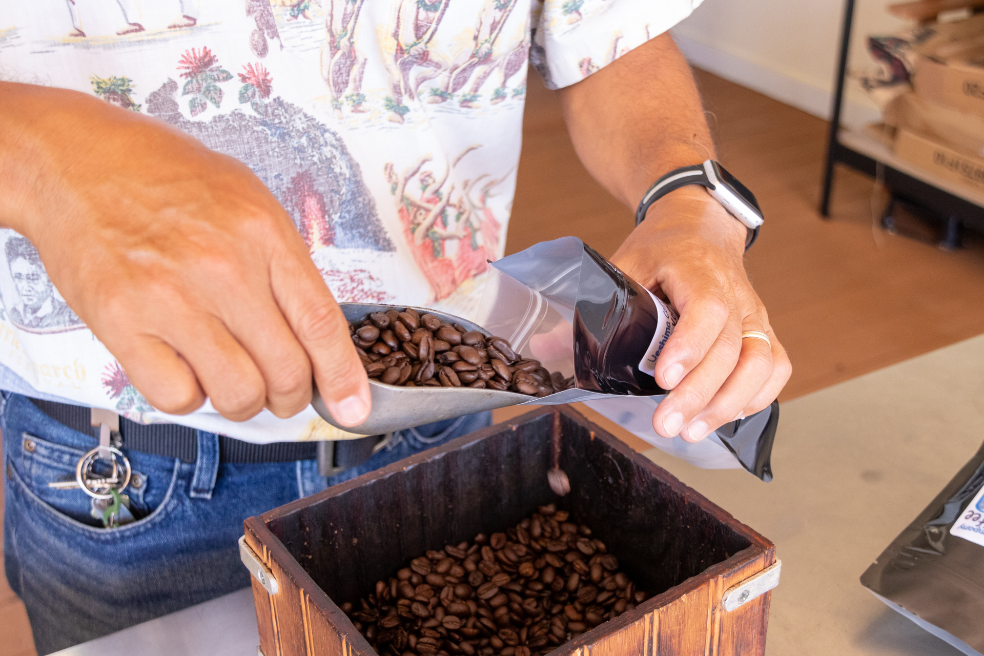 用意していたパッケージに封入して完成！