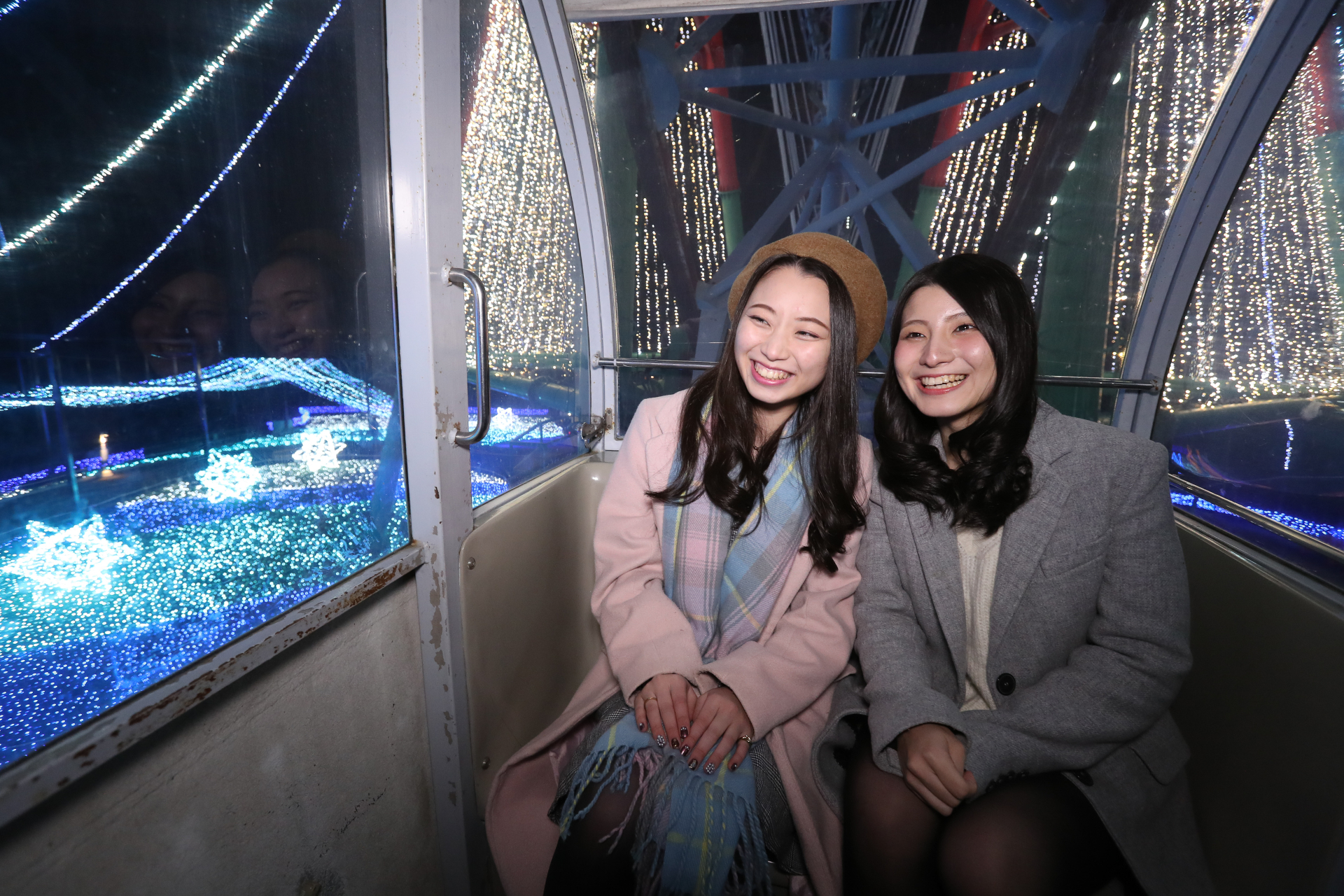 標高370mにそびえる「光のかんらんしゃ」からの絶景もオススメという