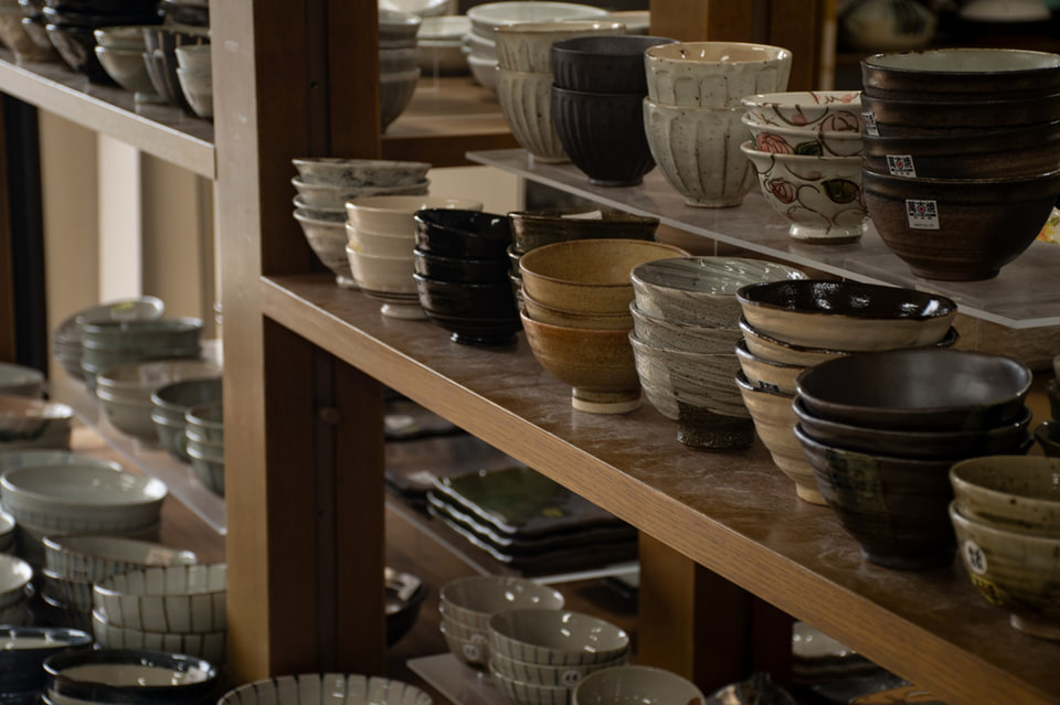 ロゴス、伝統工芸品シリーズから三重県四日市市「萬古焼」コラボ