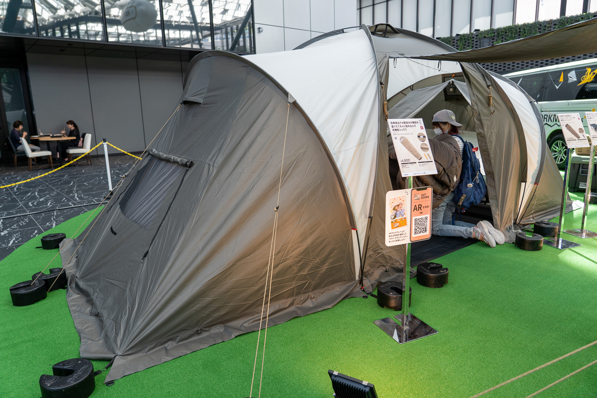 待望のファミリーテントが登場。耐久撥水3ルームシェルター（4人用）は2万7800円で11月上旬発売予定