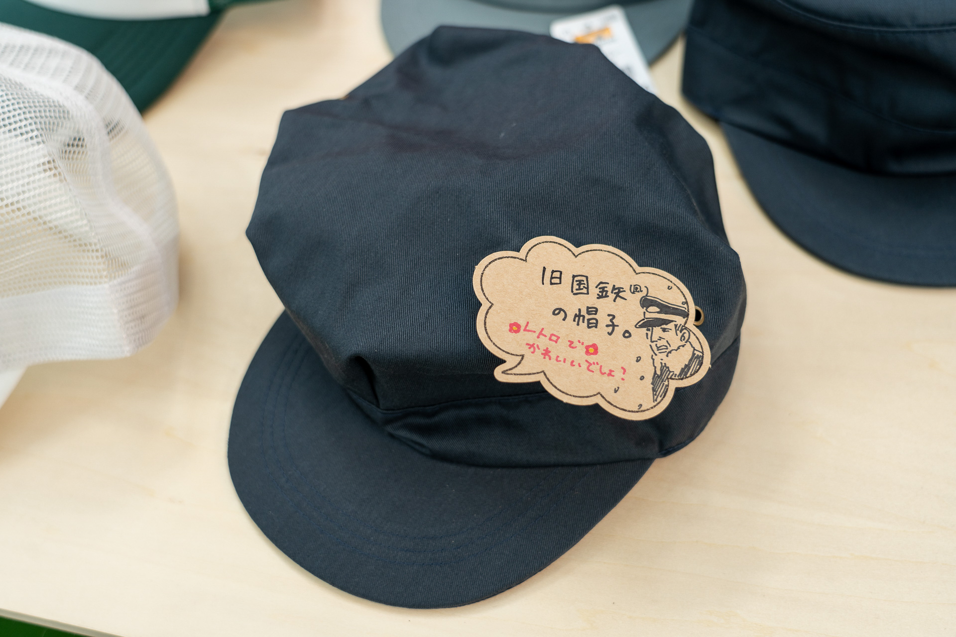 最後に「#ワークマンじみチャンネル」製品コーナーにあったじみ～な商品いろいろ。ワークマンの奥深い魅力が垣間見える