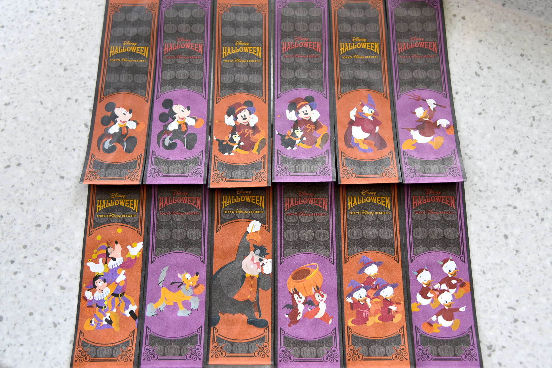 包材は10キャラクター、色違いも含め全12種類。どれが渡されるのかワクワクです