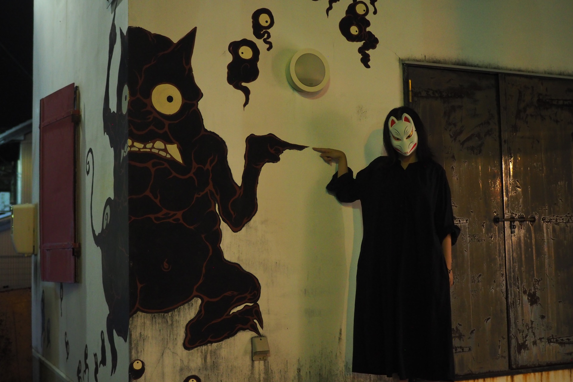 「妖怪bar」ハロウィン限定スイーツ「みちしるべぇの指クッキー」