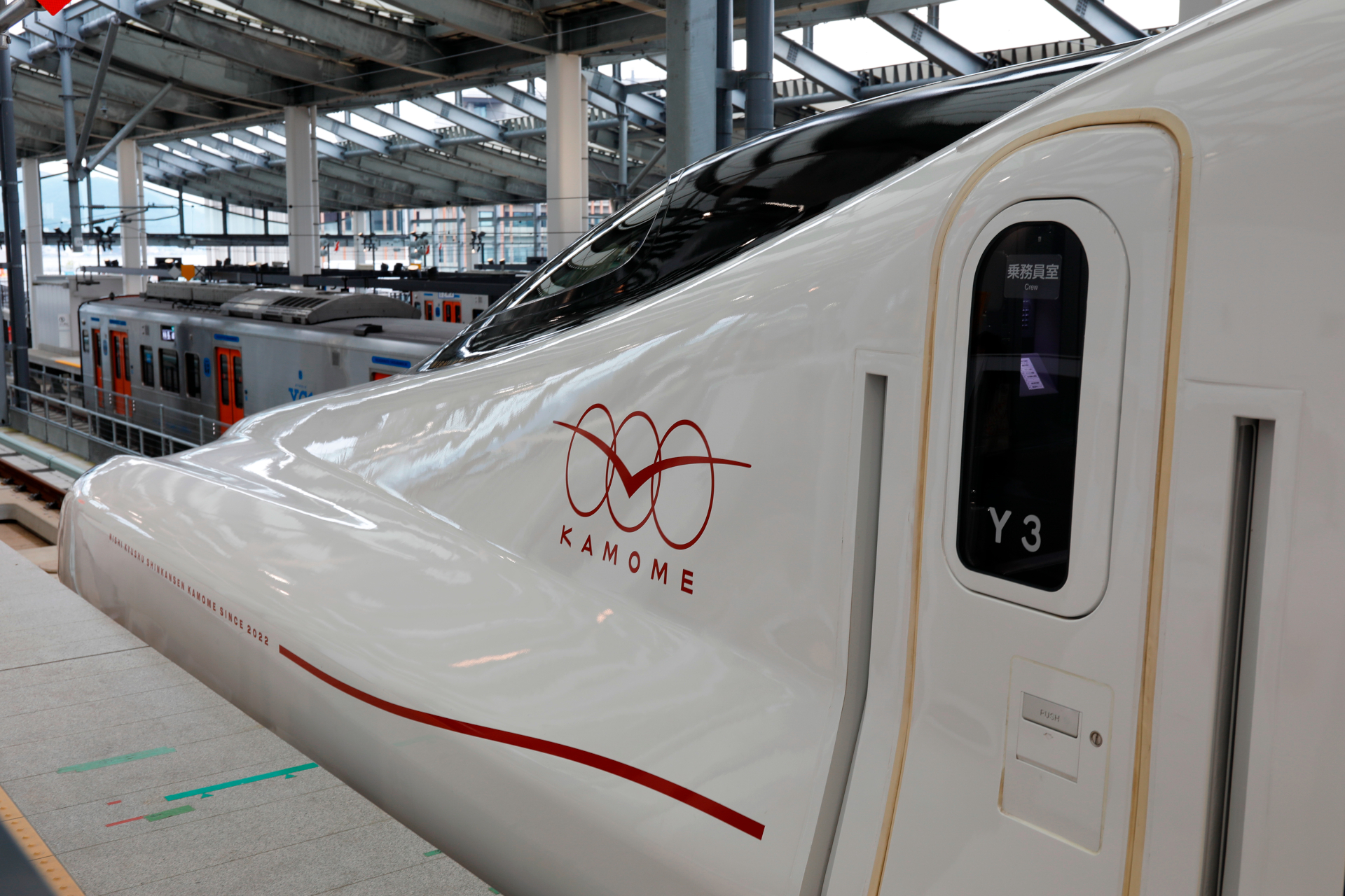 西九州新幹線の長崎駅～武雄温泉駅間で乗車したのは「かもめ88号」。N700Sは4編成あるが、そのうち3編成目（Y3編成）が充当された