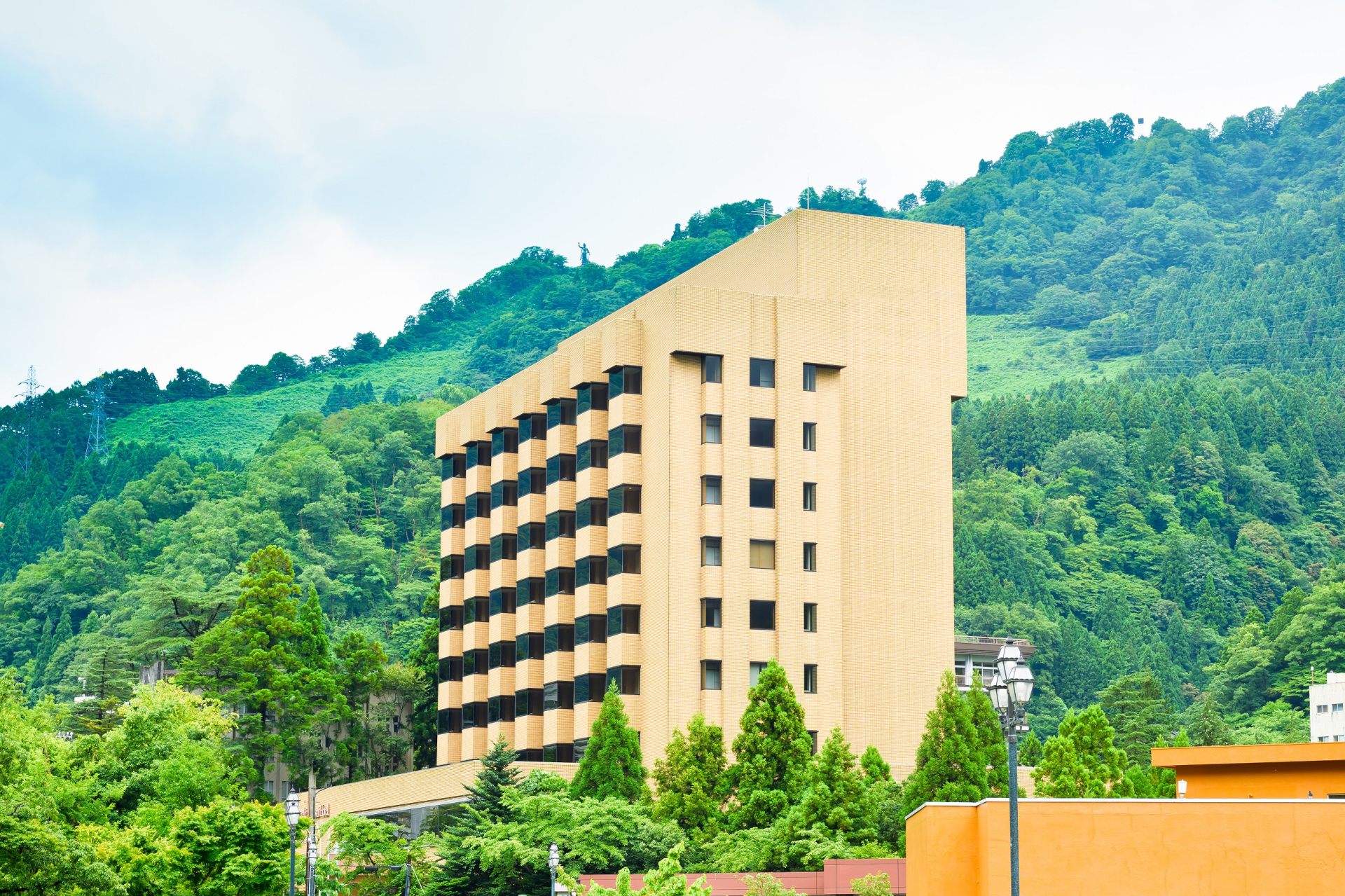 富山県に「グランヴィリオホテル宇奈月温泉」開業