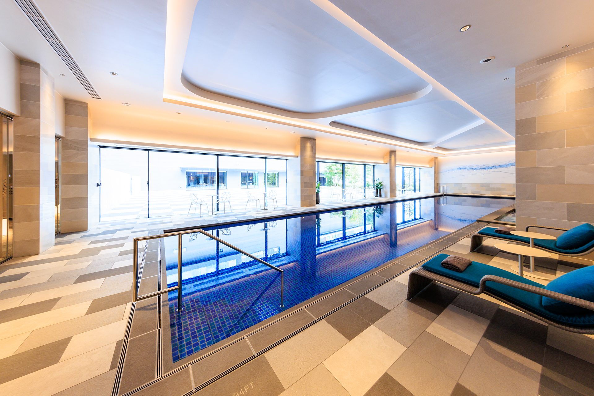 20mの屋内プール