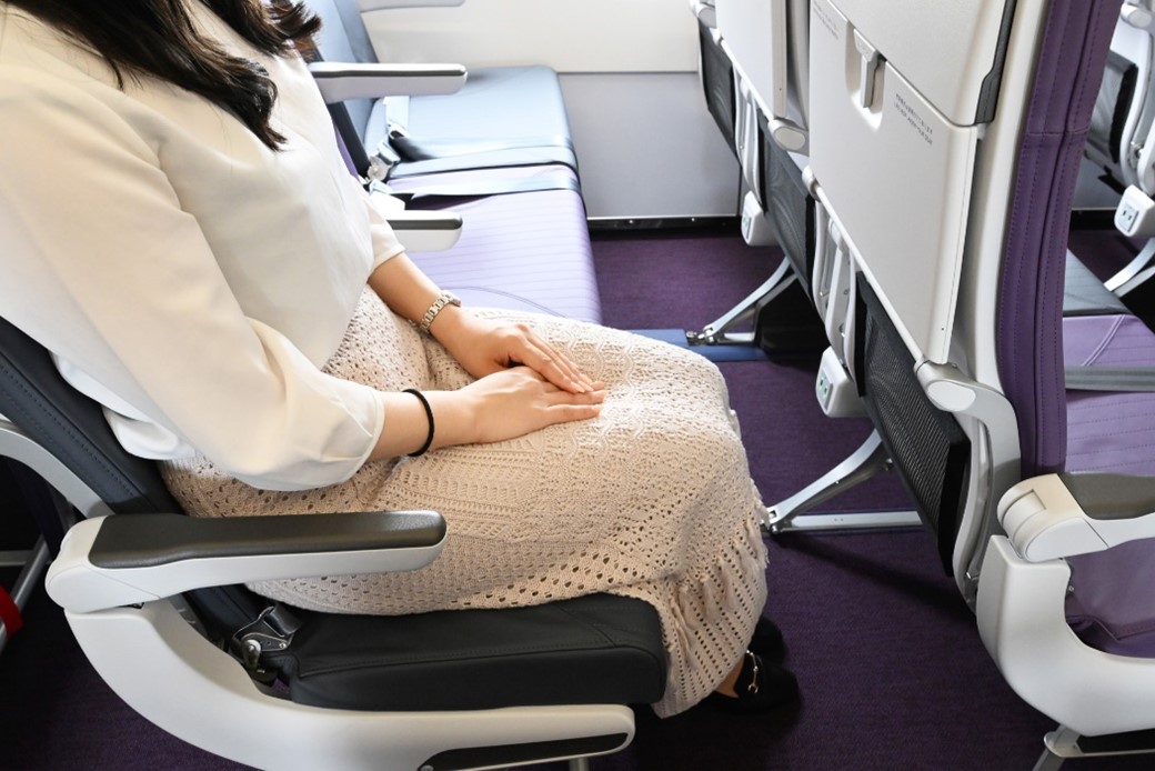 シートピッチはフルサービスキャリアとレベルの30～32インチ