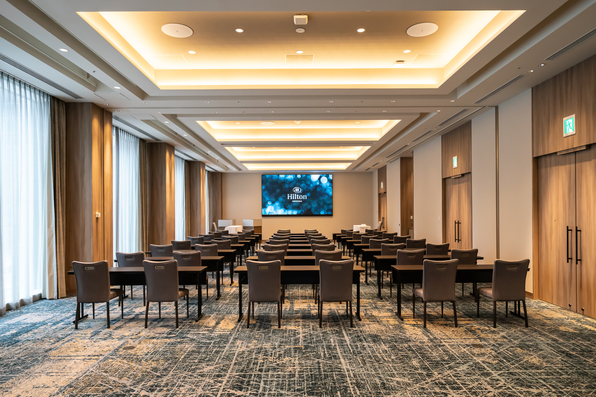 中会議室「江の川」