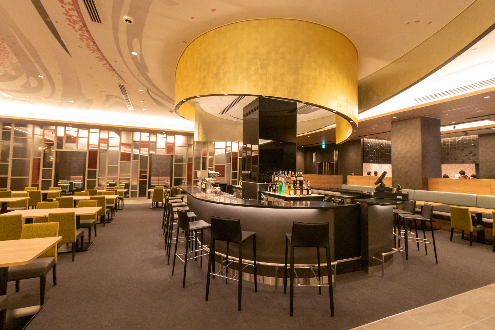 ビュッフェスタイルで楽しめるレストラン「オールデイダイニング グランドエール」