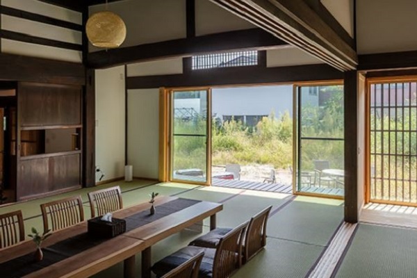 縁側付き12帖和室