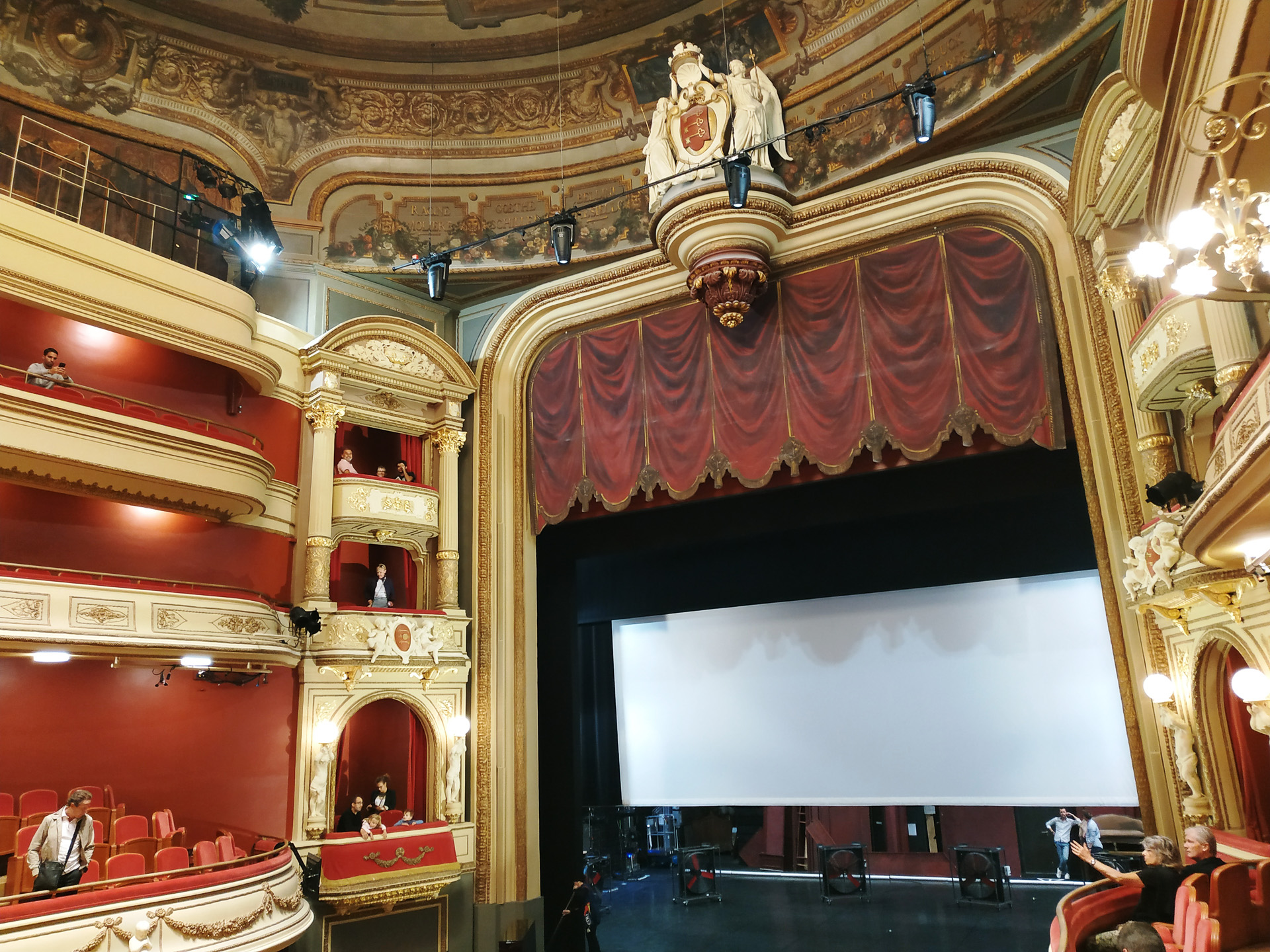 アヴィニョン歌劇場