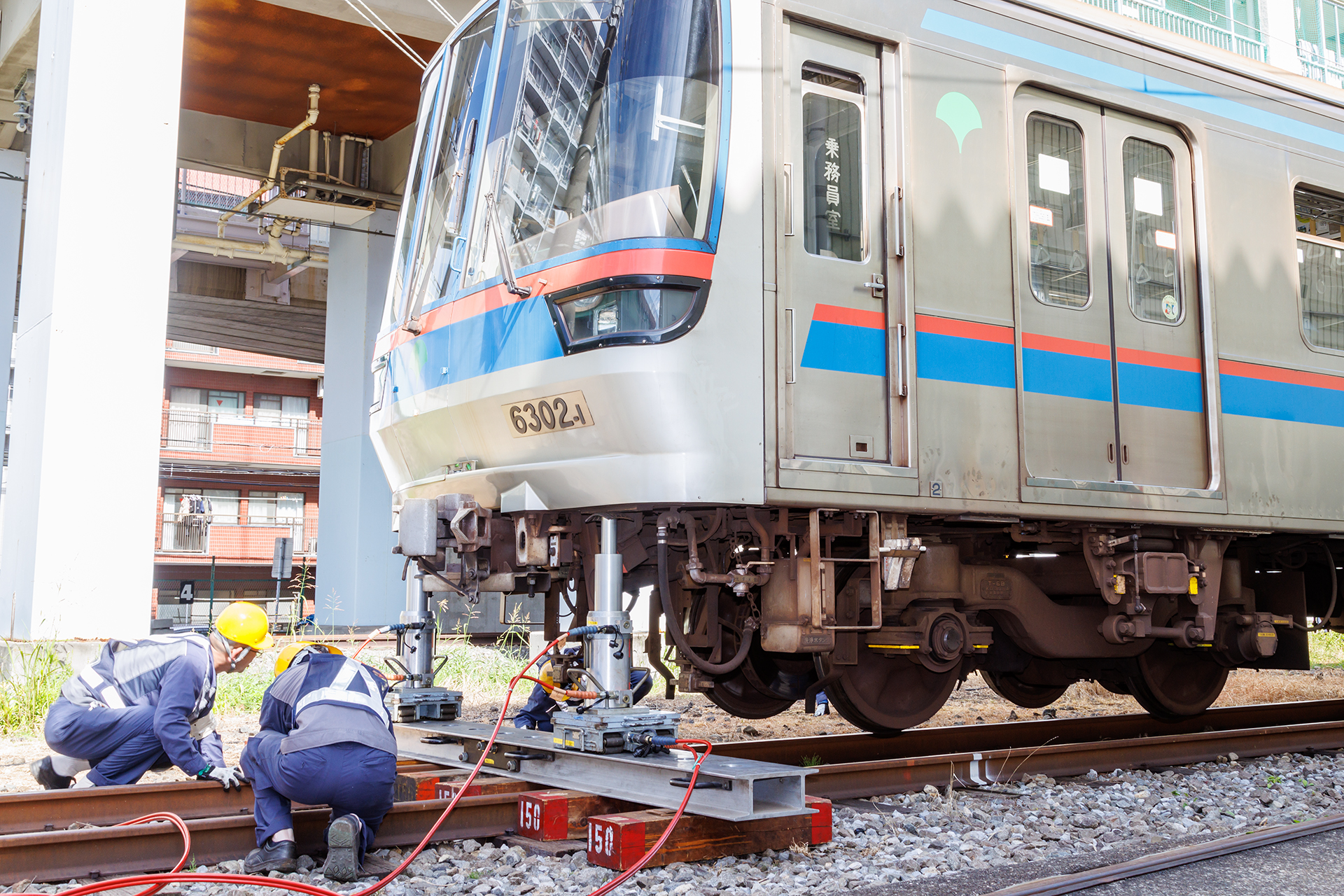 東京都交通局が災害時などの異常事態に対応するため異常時総合訓練を実施