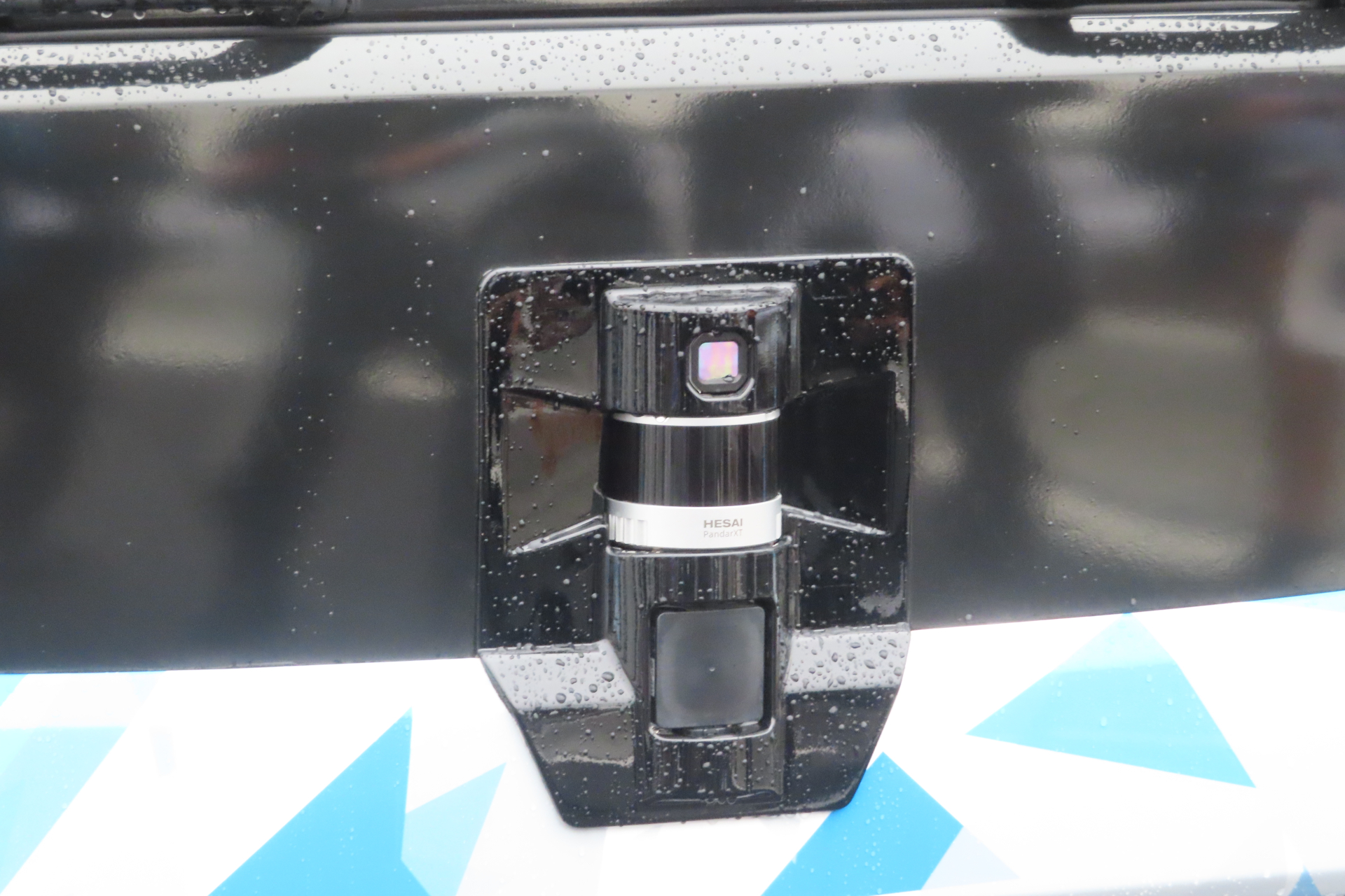 LiDARセンサーとミリ波センサー