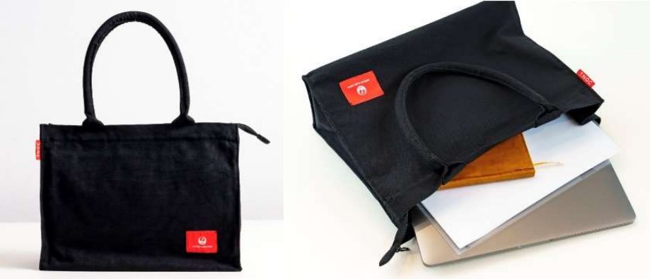 A4ファイルが入る大きさの「TNOC THE TOTE SKY」