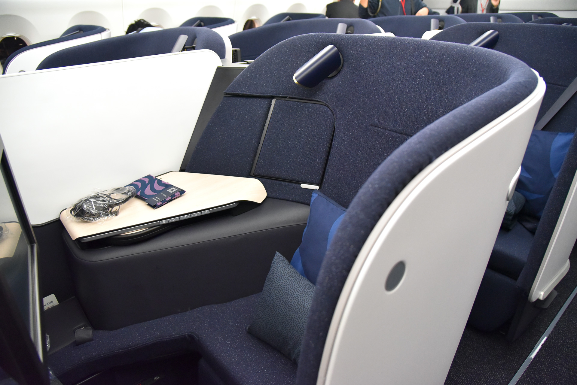 2名の場合は仕切りを開けて使えば、より大空間に