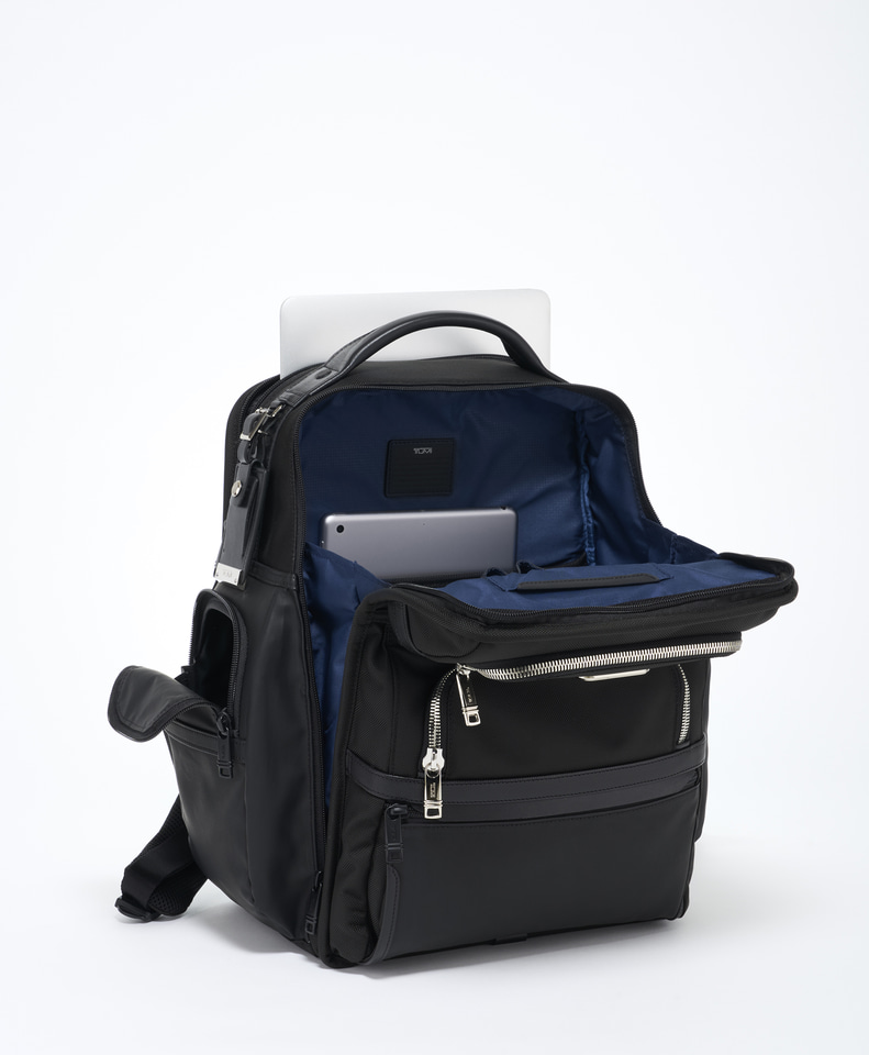 TUMI、ホリデーシーズン限定コレクション「ホリデー リミテッド