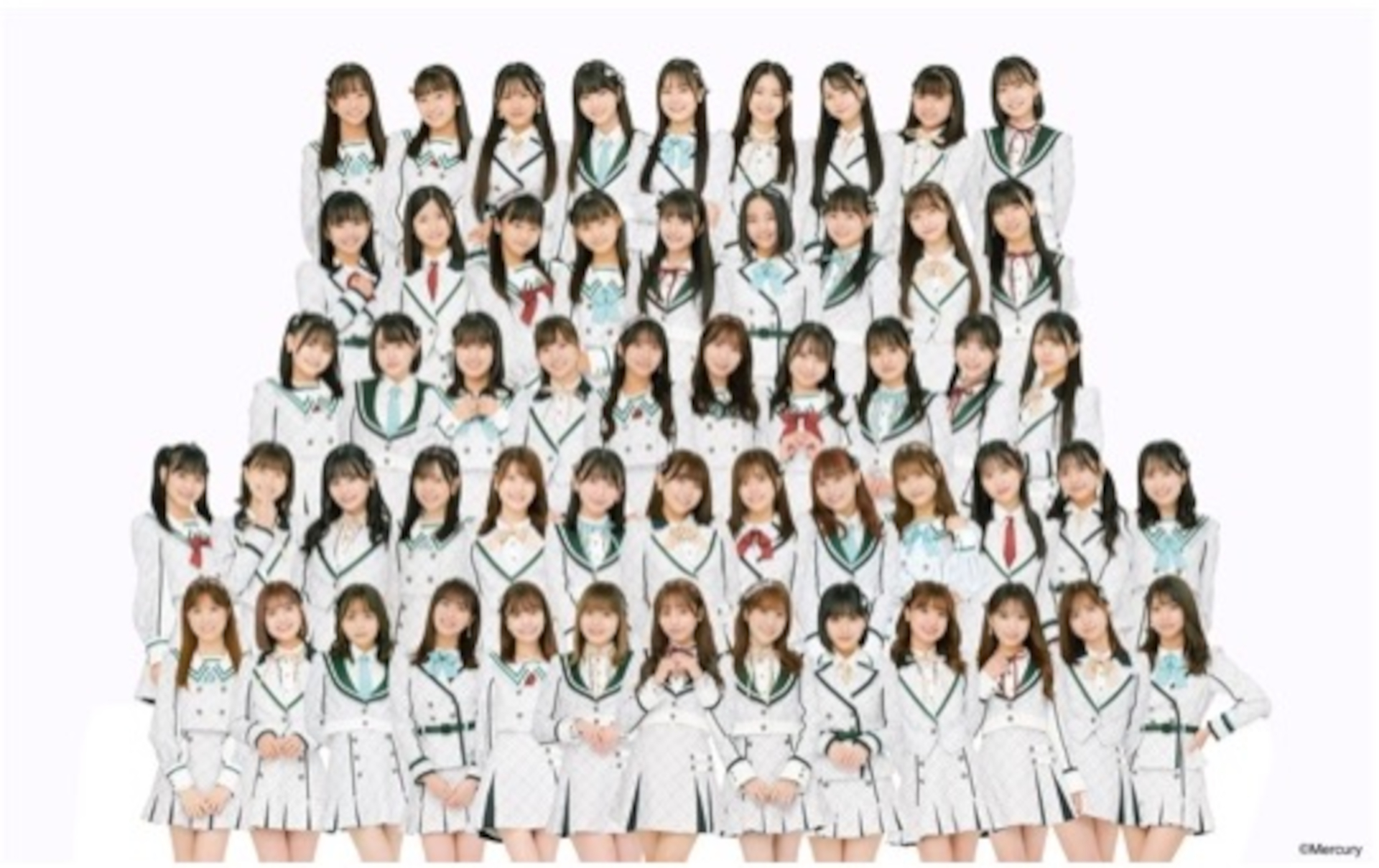 HKT48（写真提供：Mercury）と歌手のハジ→がスペシャルライブに登場