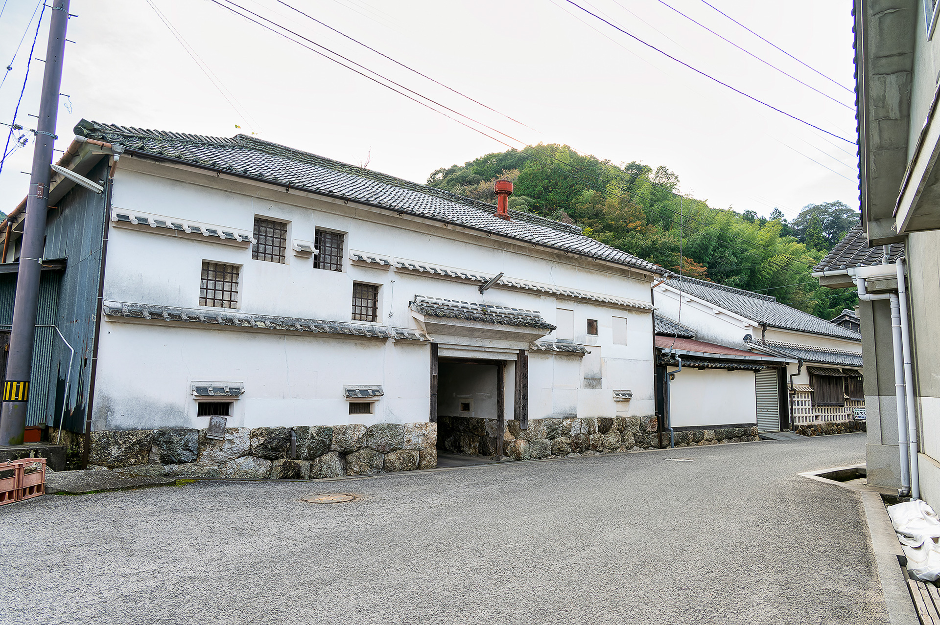 酒蔵の道を歩く。400余年の伝統ある酒造、司牡丹。佐川は高知で最初にできた酒蔵の町だ