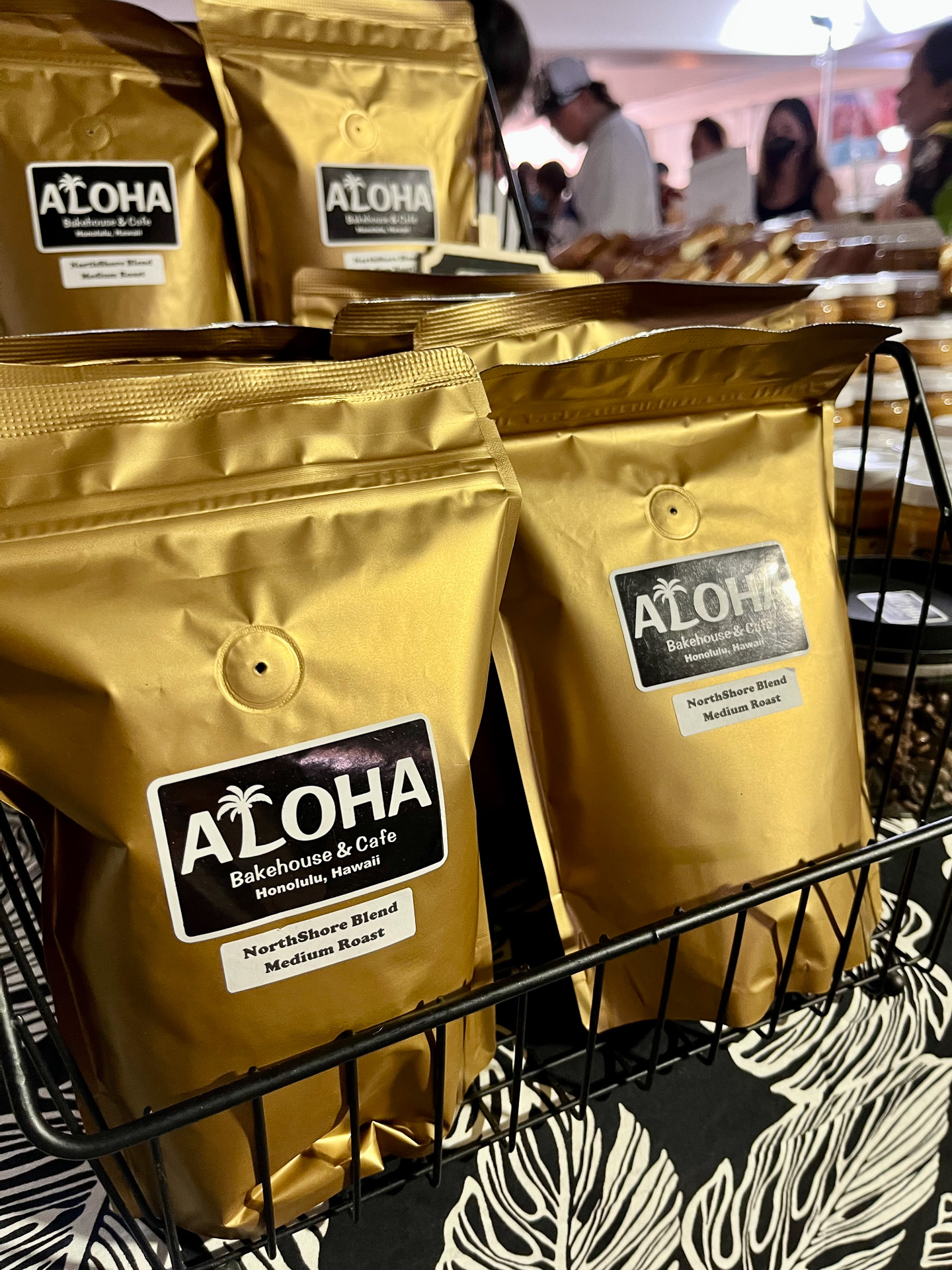 お土産の定番コーヒーは、オアフ島でも多くの良質なコーヒーが収穫できる