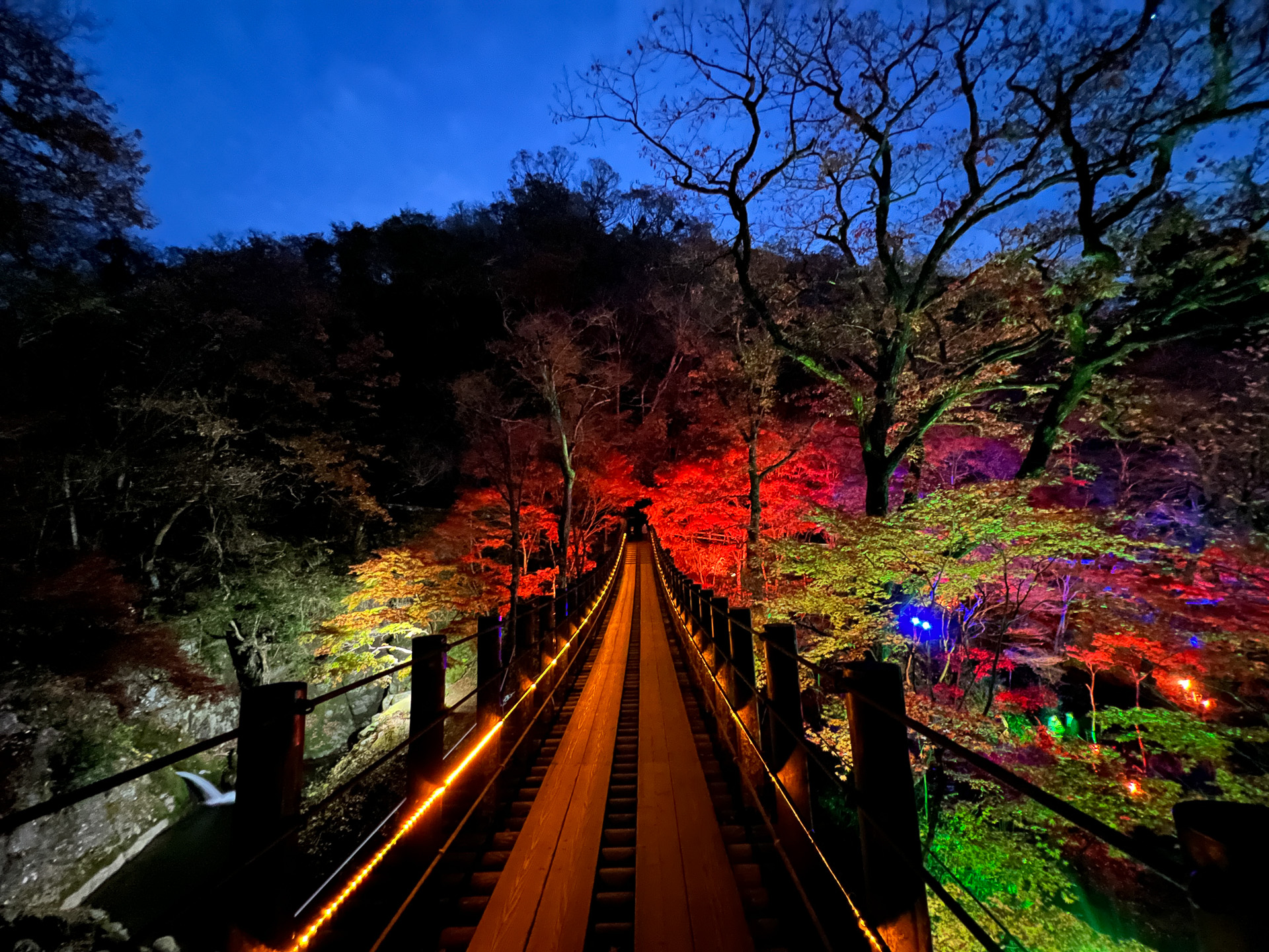 茨城県花貫渓谷「紅葉まつり」