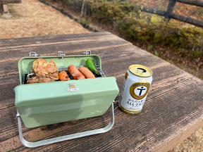 【ボーカリスト琴音の音楽旅】茨城県花貫渓谷は最高の紅葉スポット! キャンプ場でBBQ、温泉で冬直前の秋を満喫 - トラベル Watch
