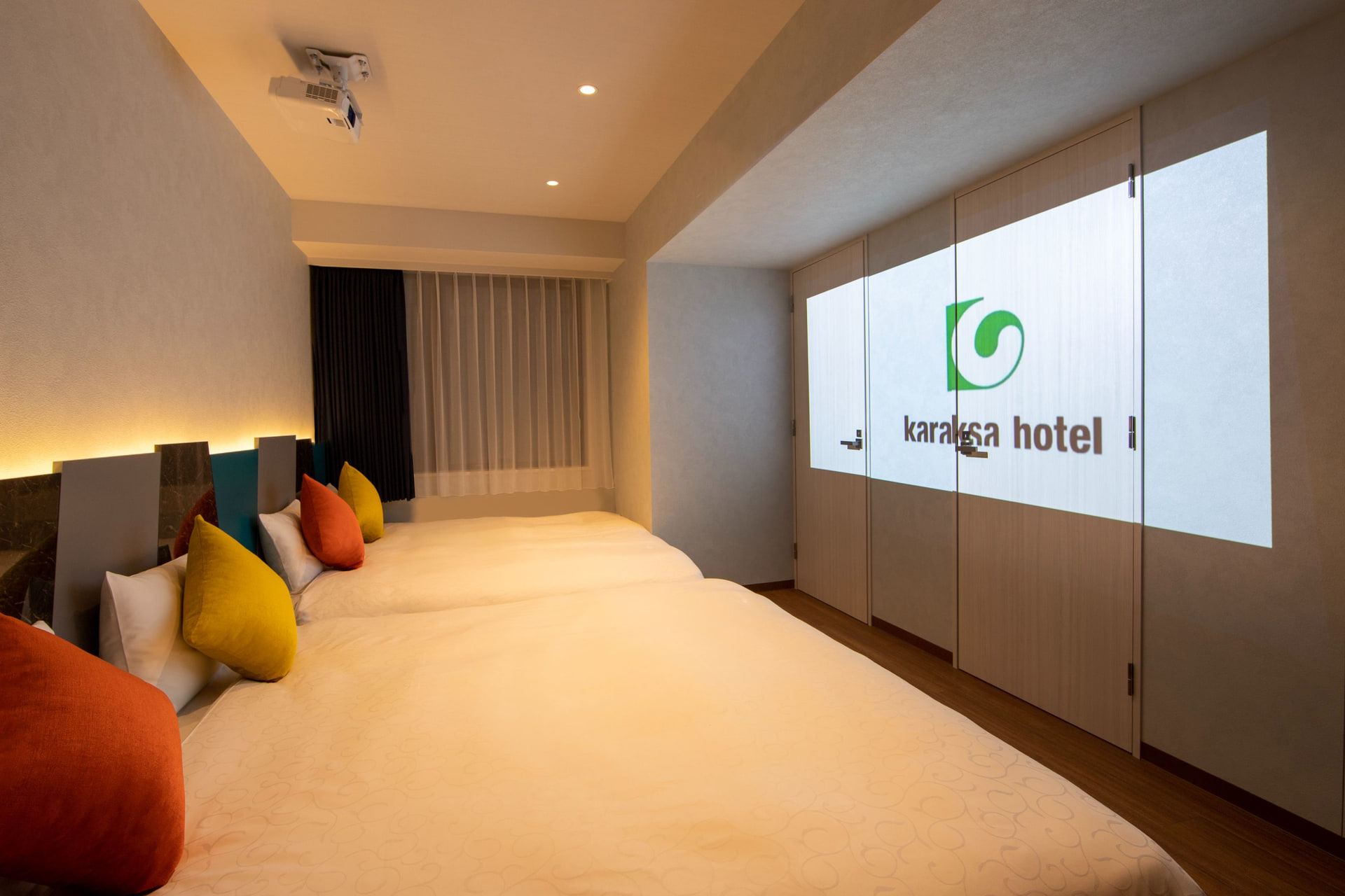 プロジェクター付きの部屋