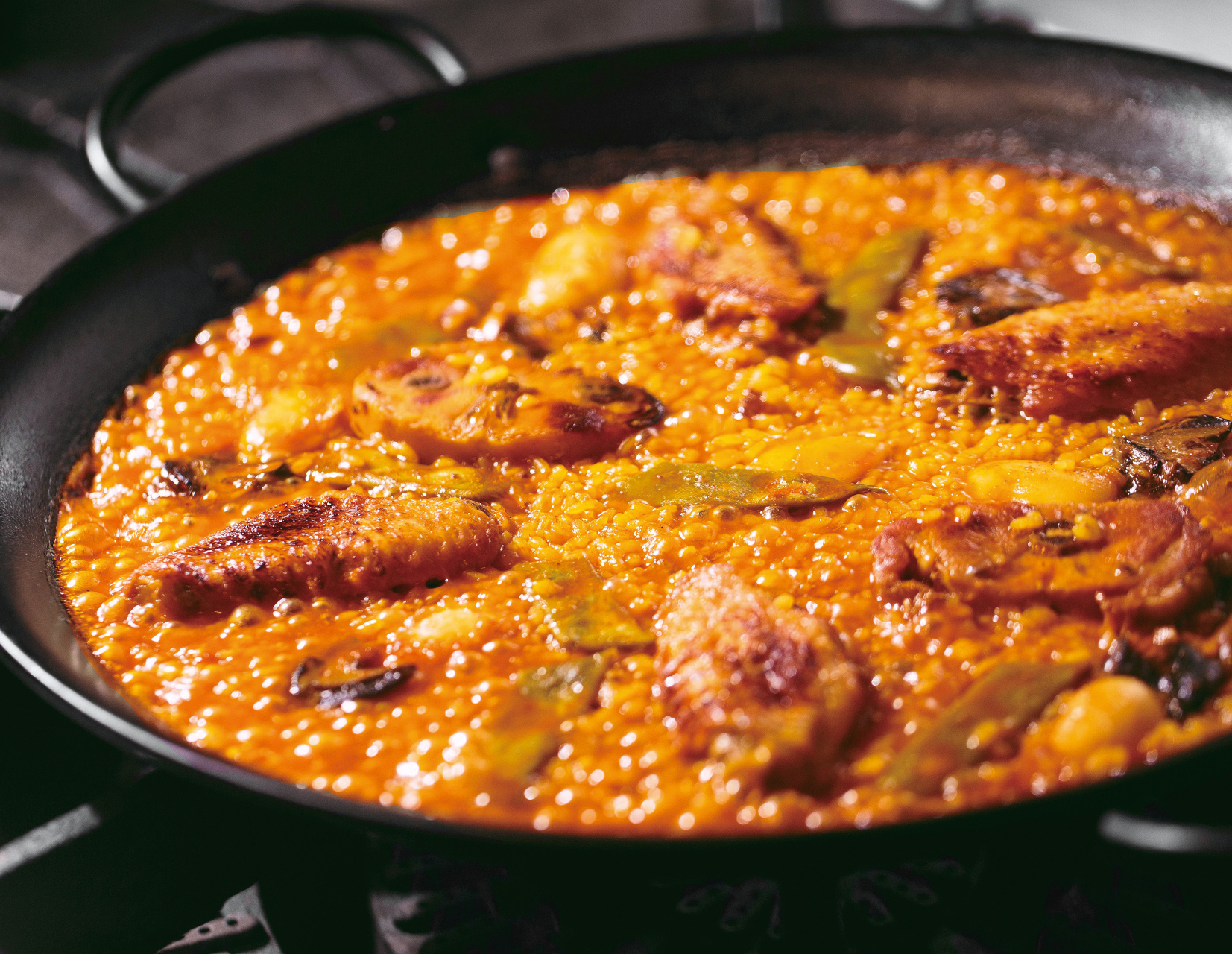 ミゲルフアニ「バレンシア風パエリア」（3800円）