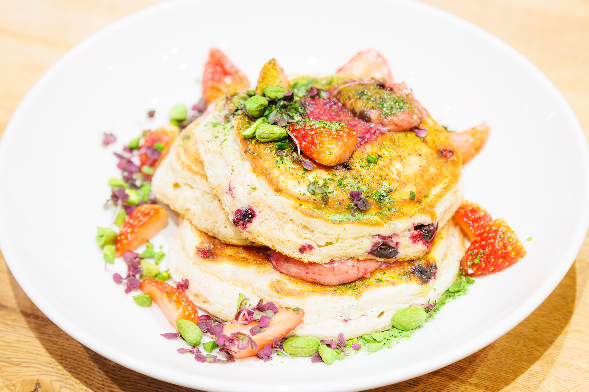 こちらも店舗限定となるベリーベリーパンケーキ