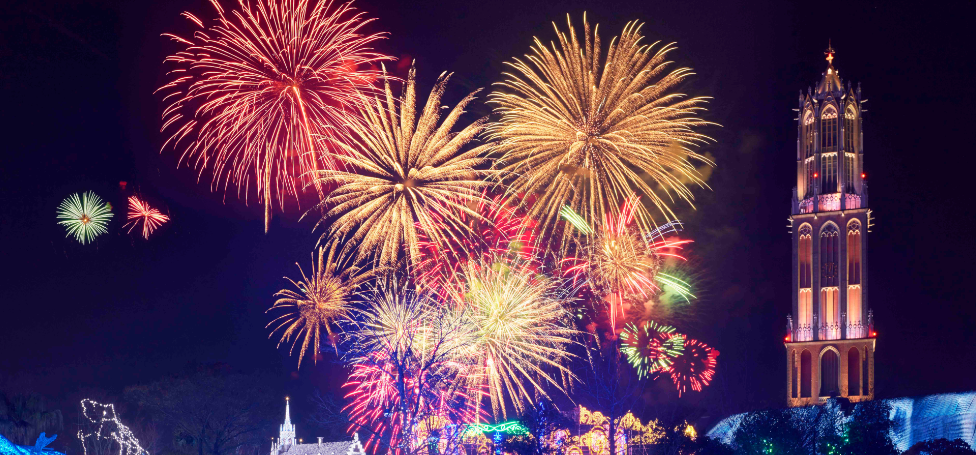 新年の幕開けと成人を祝う「ニューイヤーセレブレーション花火」は1月8日に実施。間近で見られる特別観覧席前売券も発売