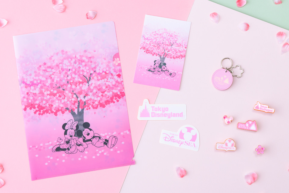 ディズニー、桜モチーフのグッズを2月2日発売。トートやマグ