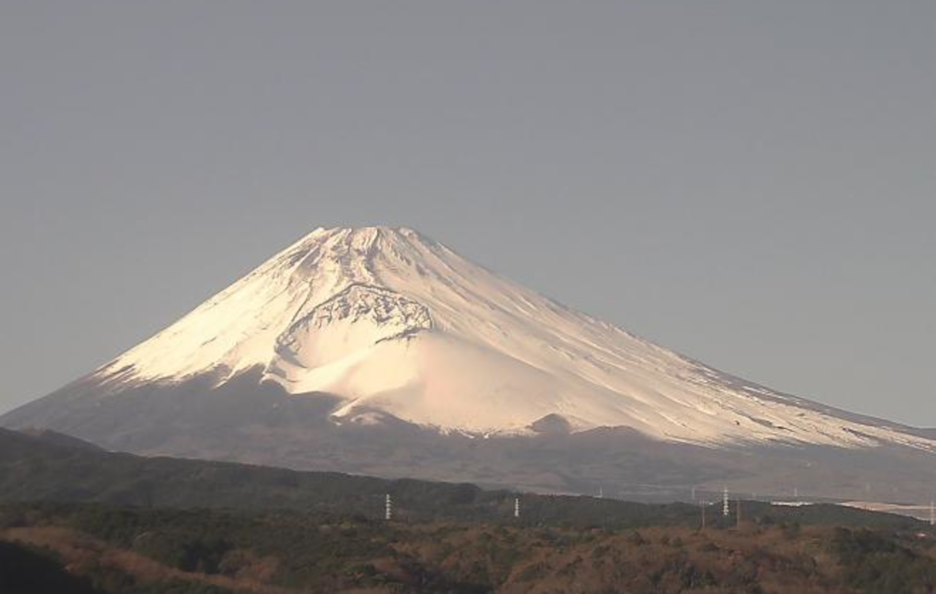 裾野市役所から撮影された富士山