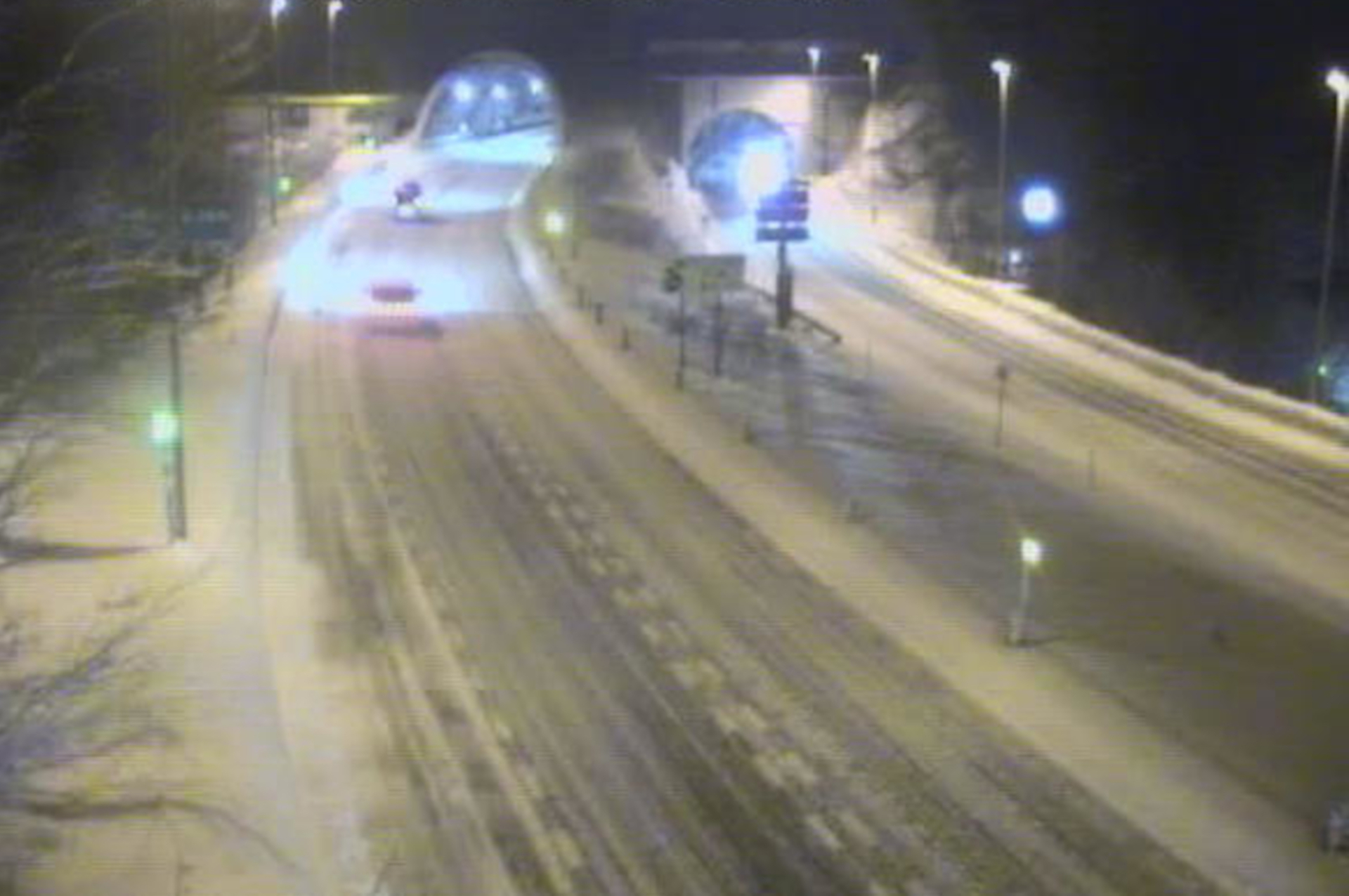 高速道路の状況をライブカメラで確認できる