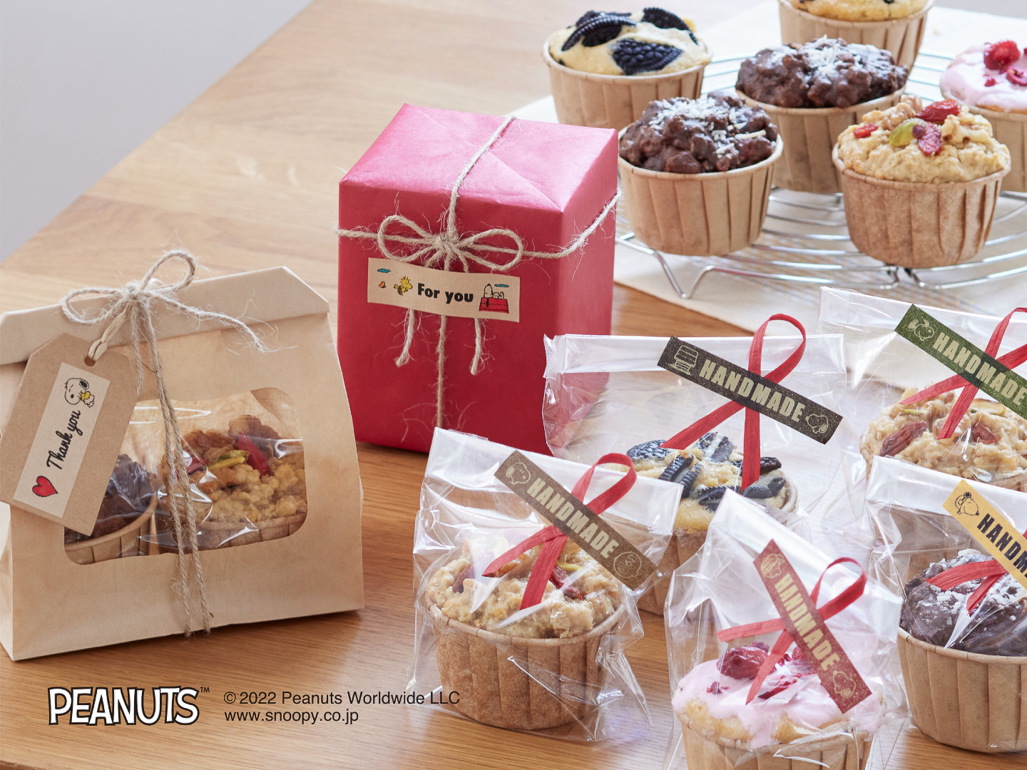 絵文字94種類、フレーム36種類などを収録