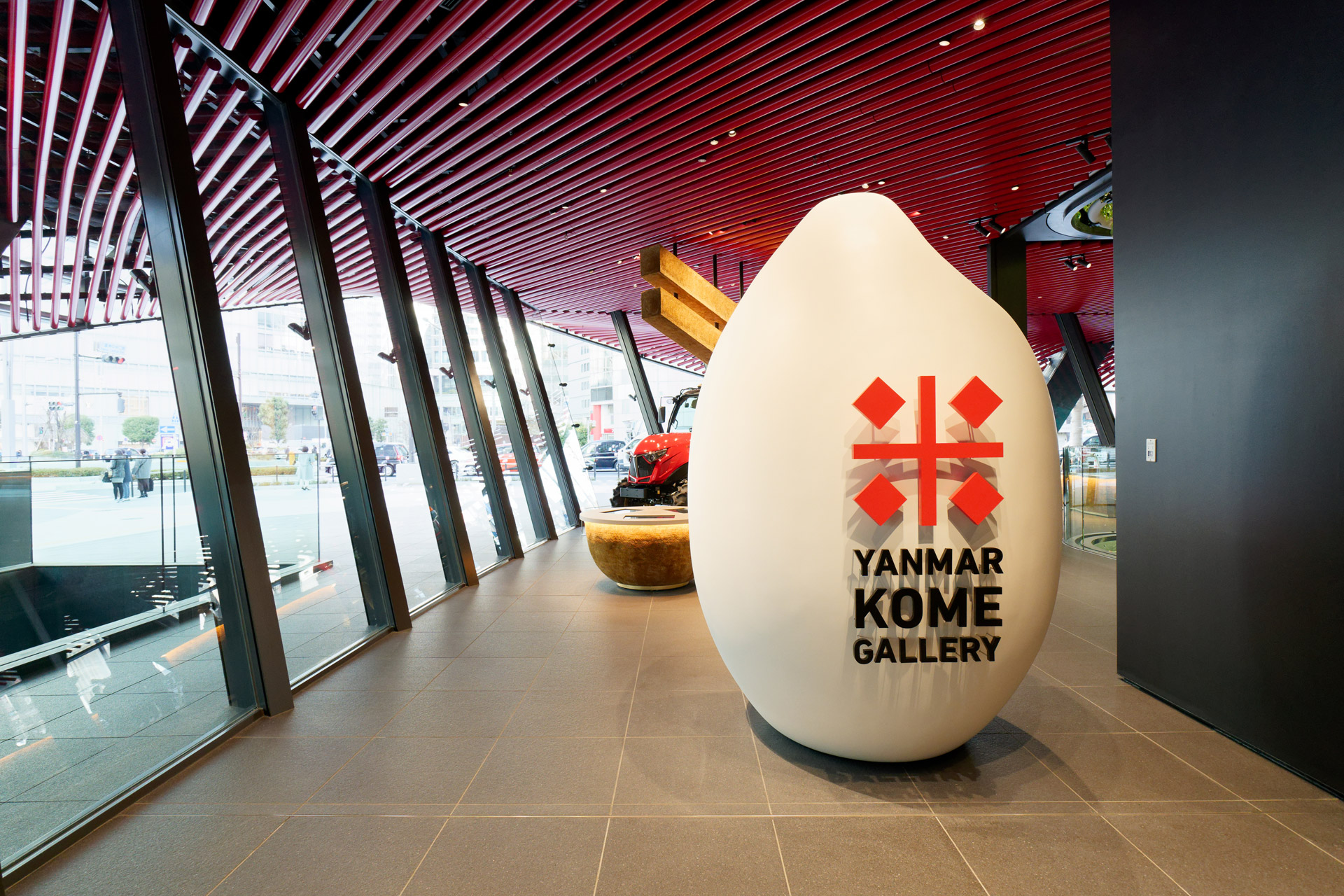 1階の「ヤンマー米ギャラリー」