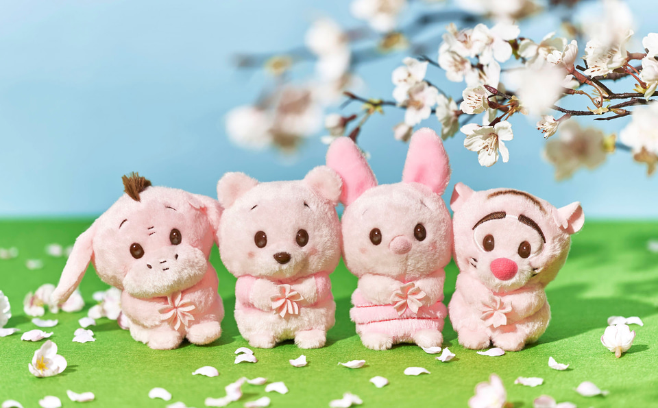 ディズニー、桜モチーフのプーさんコレクションを1月20日から