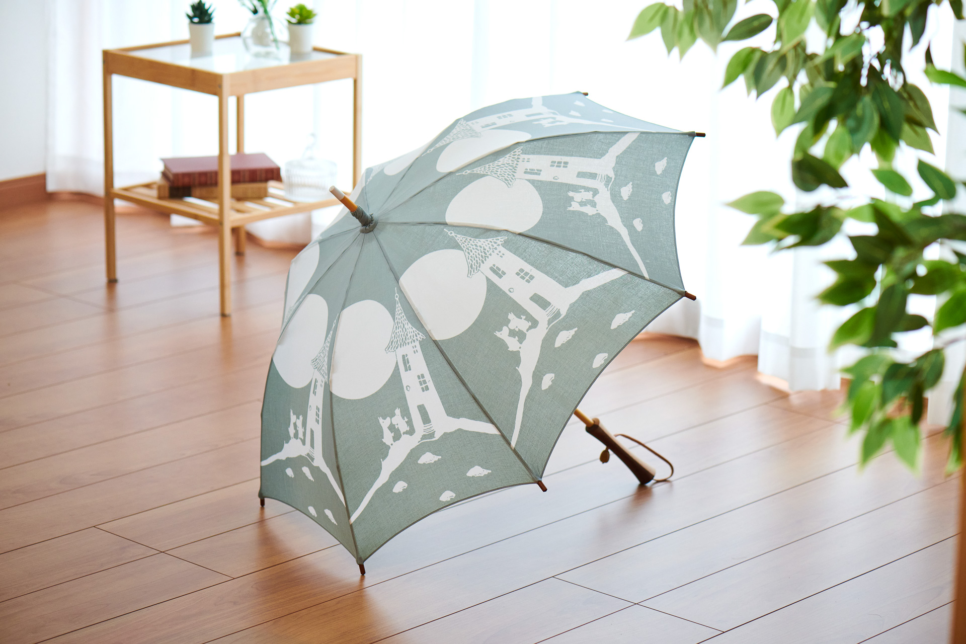 〈breezyblue〉バイカラー捺染パラソル（長傘）（2万7500円）