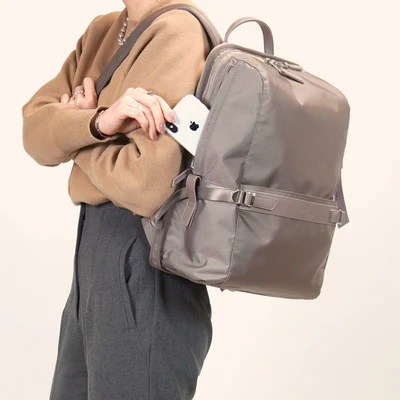 新品　タグ付　マンハッタナーズ　リュック　エース　ライトグリーン　ネコ柄　計量　ネコのしっぽ付き 1年保証 Wクーポン付き 和マンハッタナーズ 七海