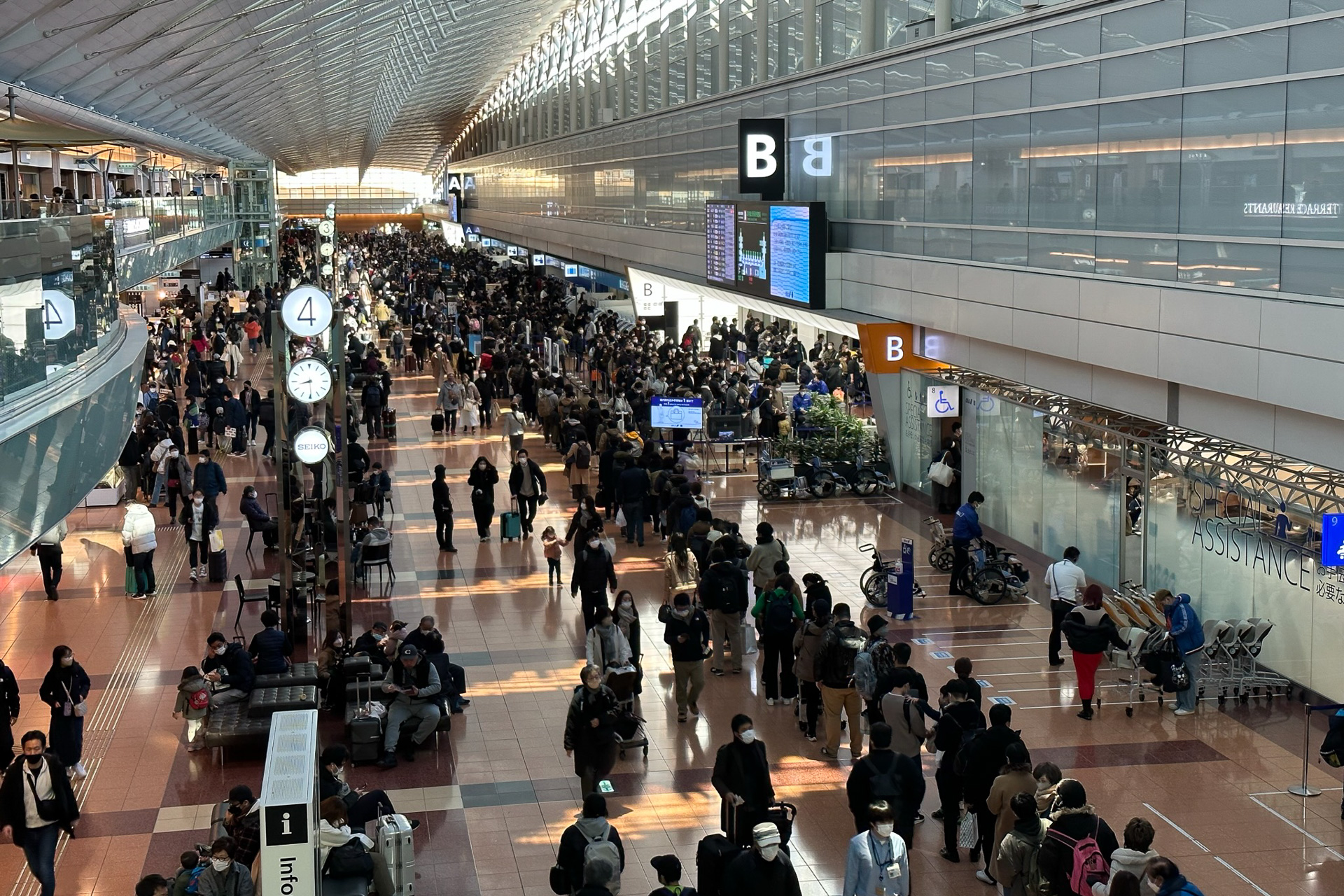 国内航空各社が悪天候理由の運航見通しを発表している