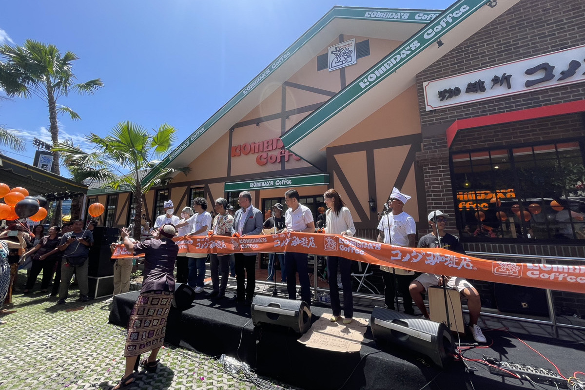 インドネシア1号店の様子